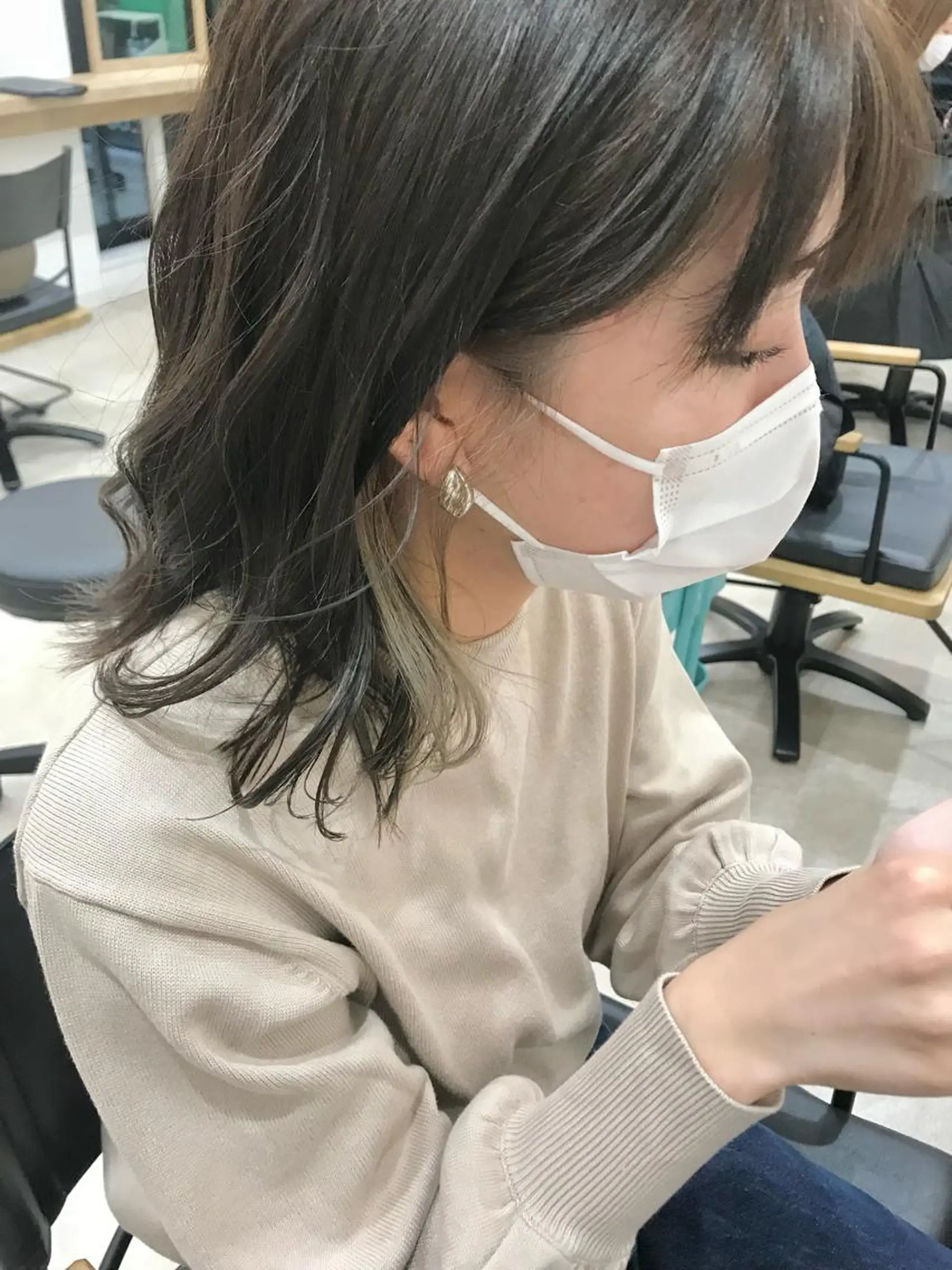 ミディアム ヘアカラー 天野 優美のヘアスタイル