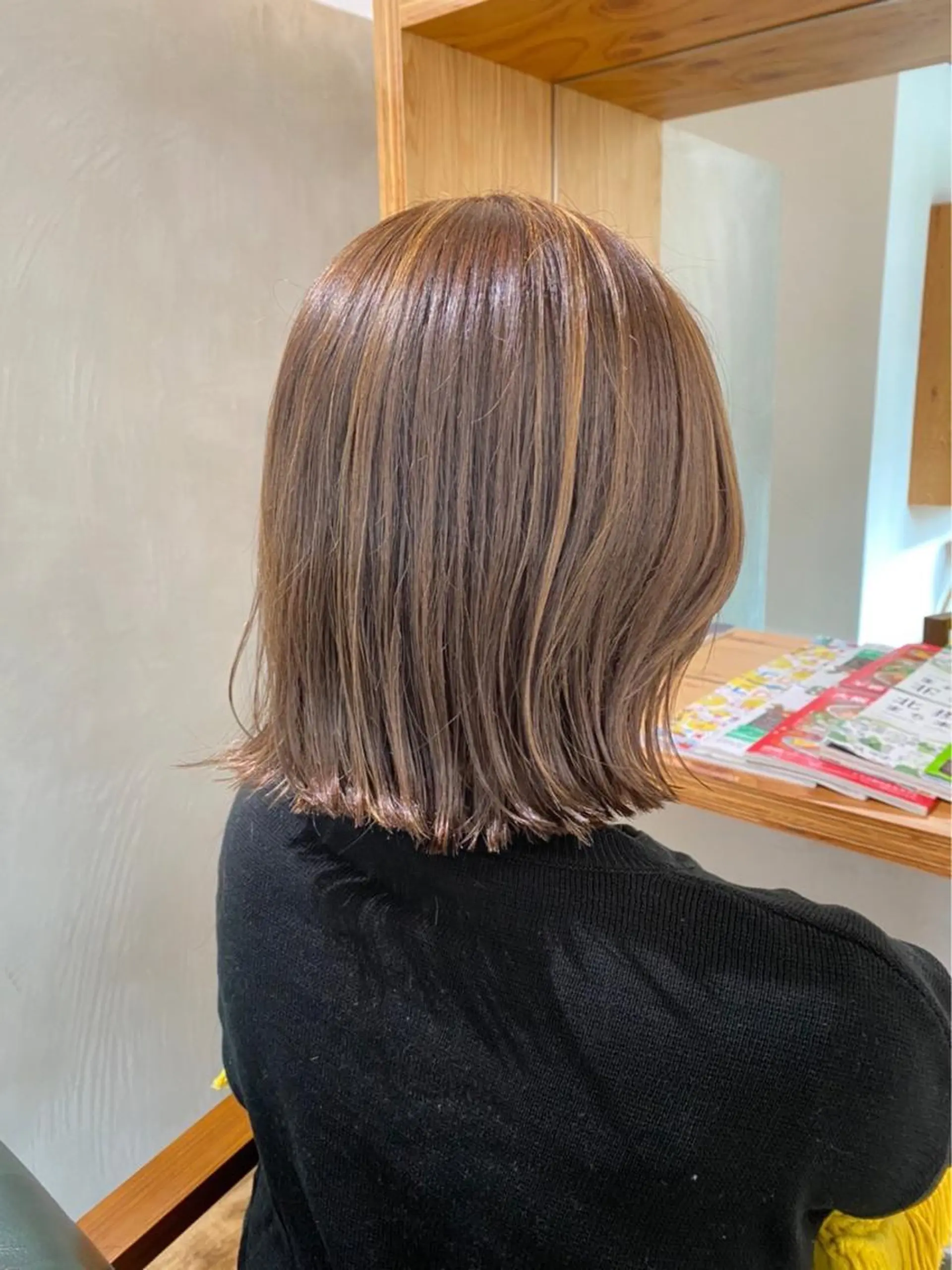 ミディアム カラー 美容室 Hollowのヘアスタイル