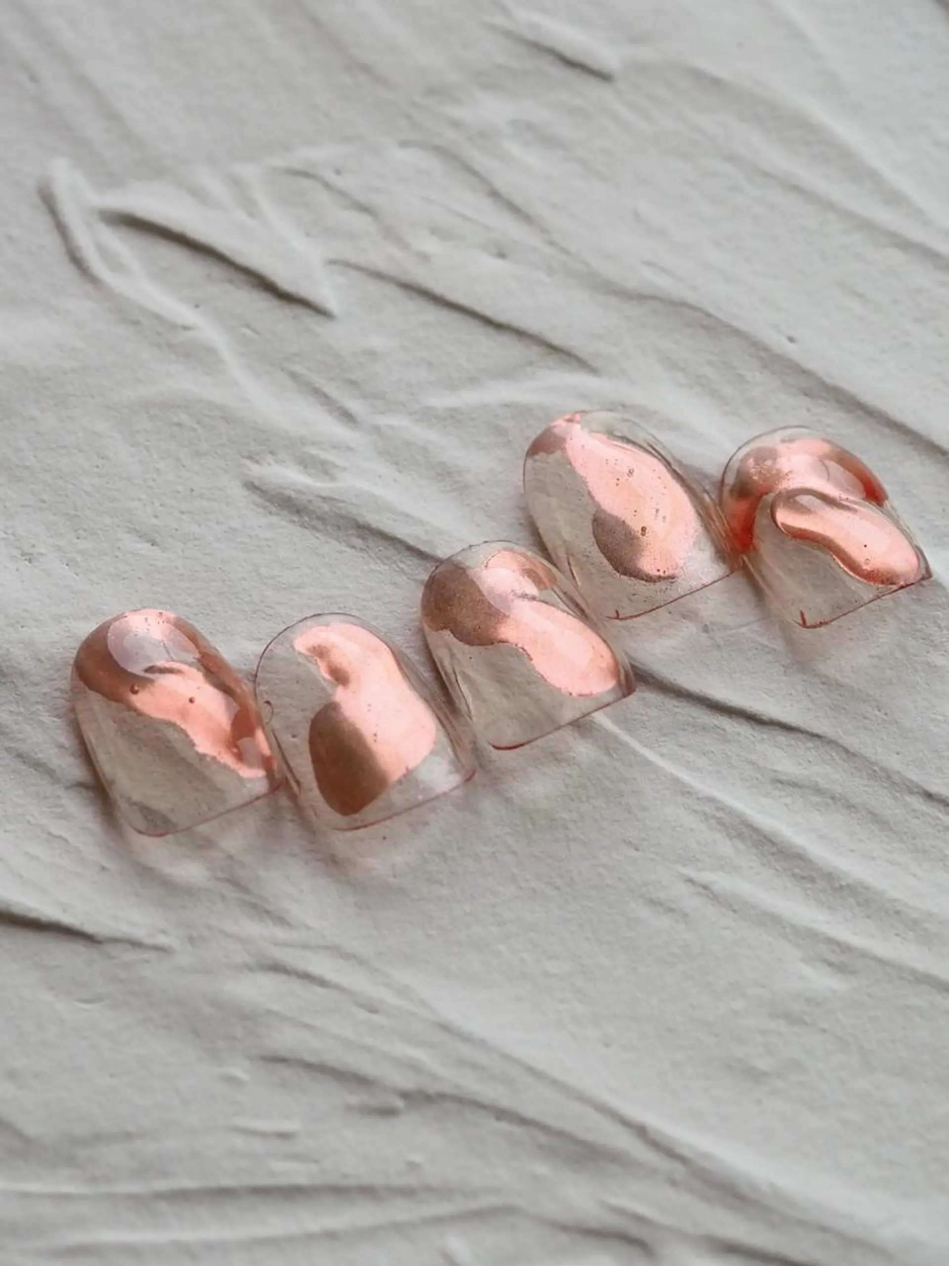 ネイル クリアネイル ミラーネイル ニュアンスネイル ショートネイル ネイルとタロット/ ユウのその他イメージ