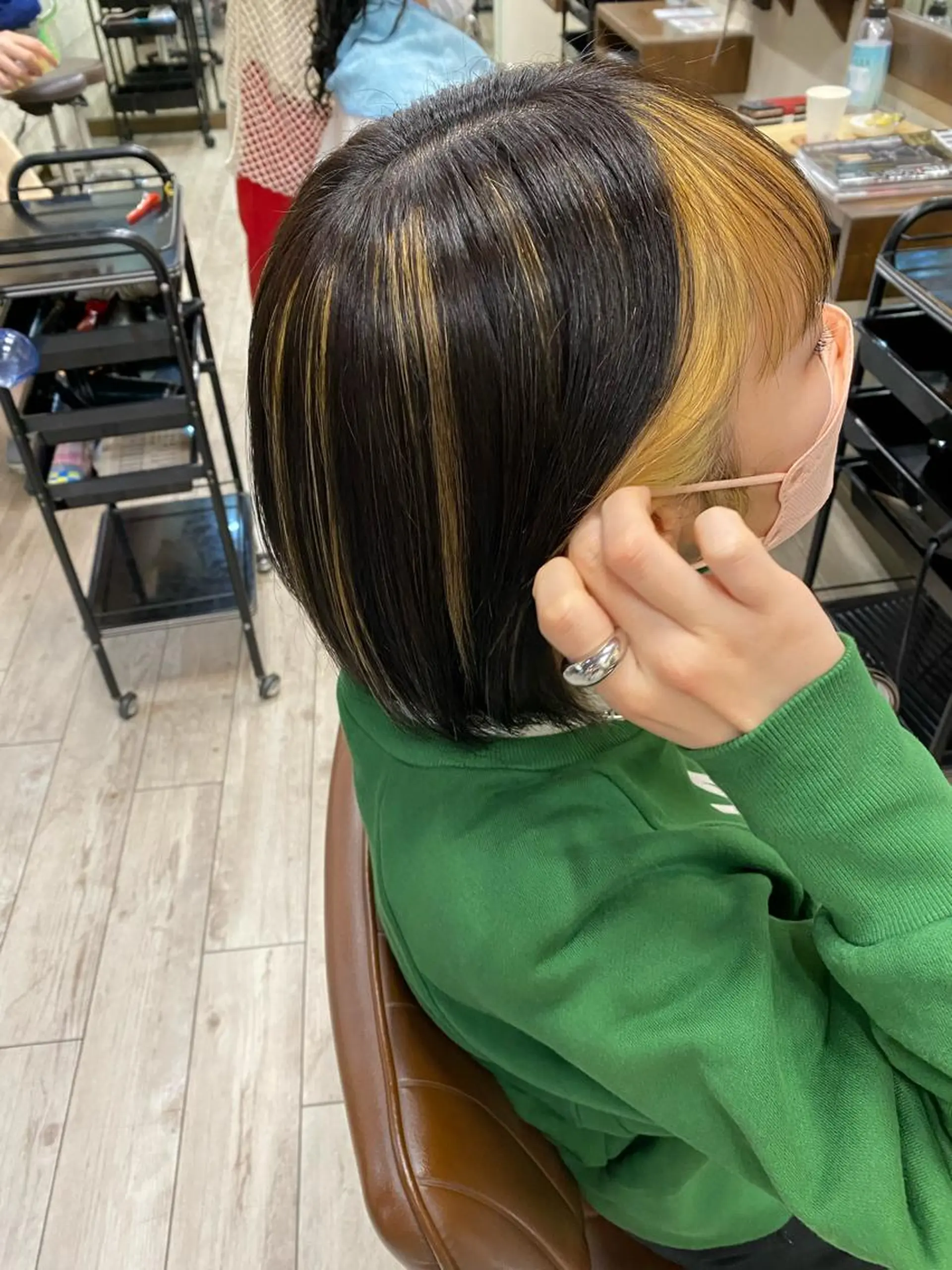 ミディアム カラー ミストバング  フェイスフレーミング ハイライトカラー ハイライト ｲﾁｶﾜ ﾐｵ/ minim hairのヘアスタイル