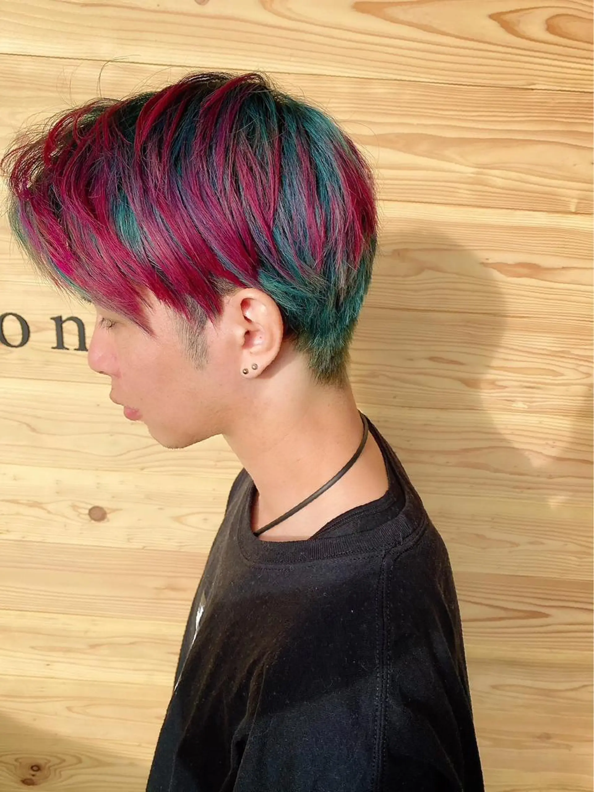 カラー メンズ 舩坂 友賀のヘアスタイル