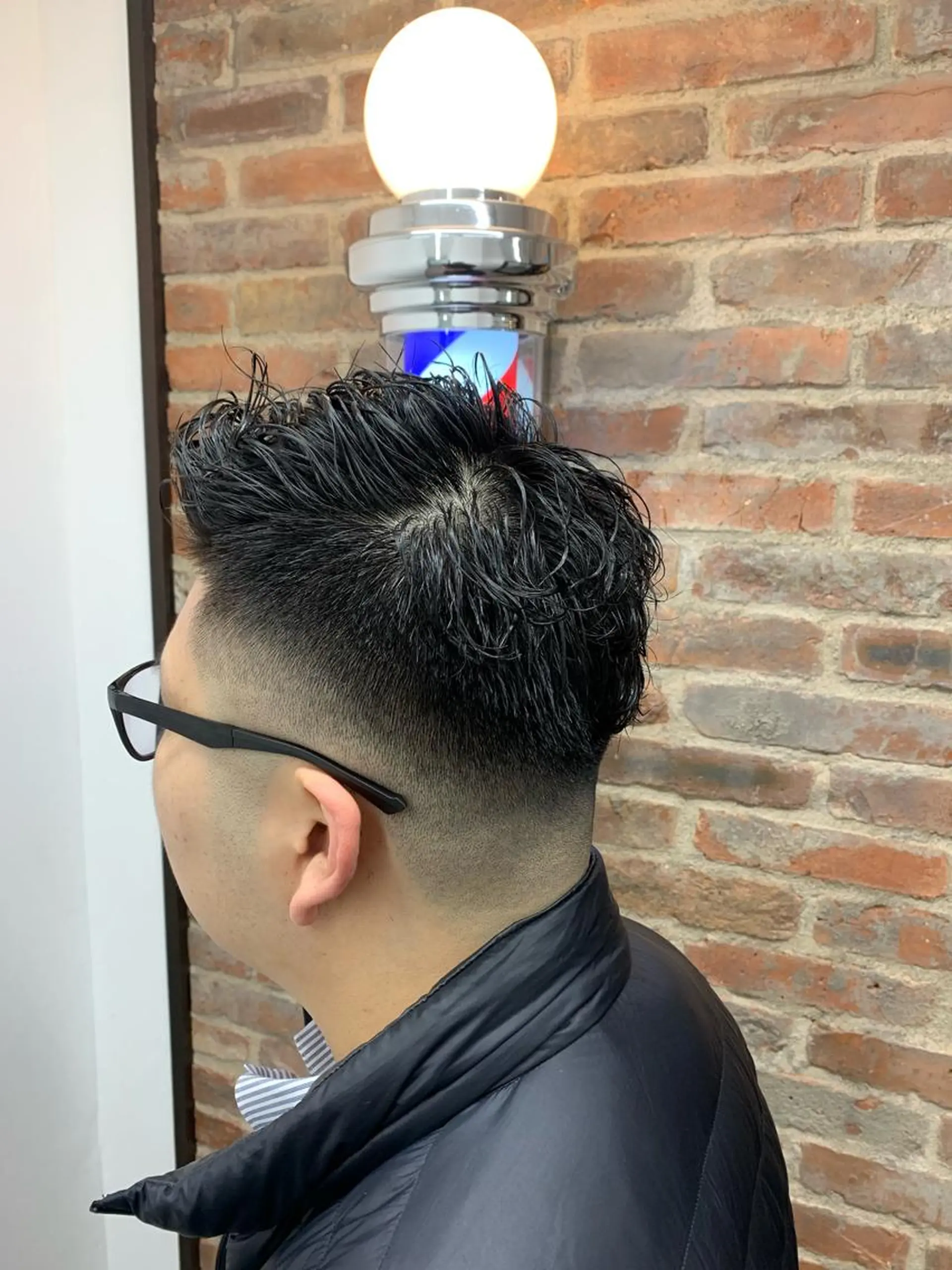 ショート パーマ 嶋 悠哉のヘアスタイル