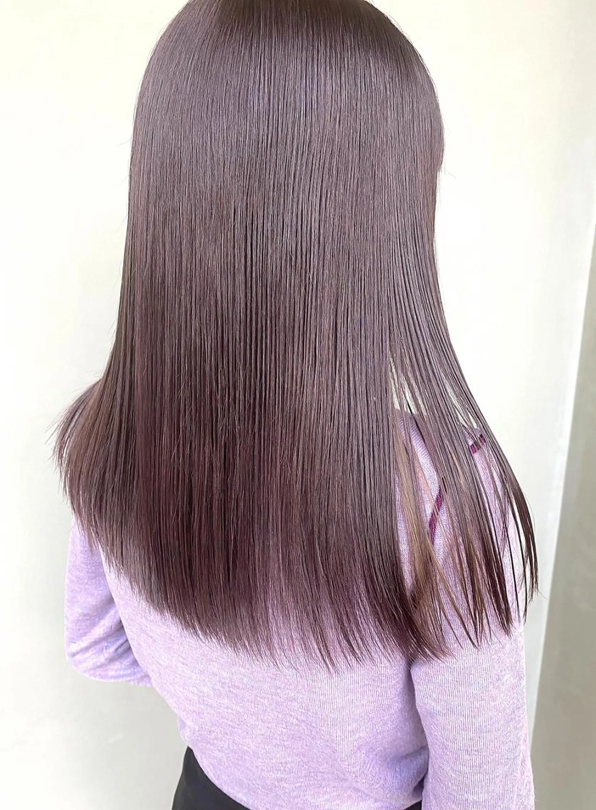 セミロング 宇野 理里晶のヘアスタイル