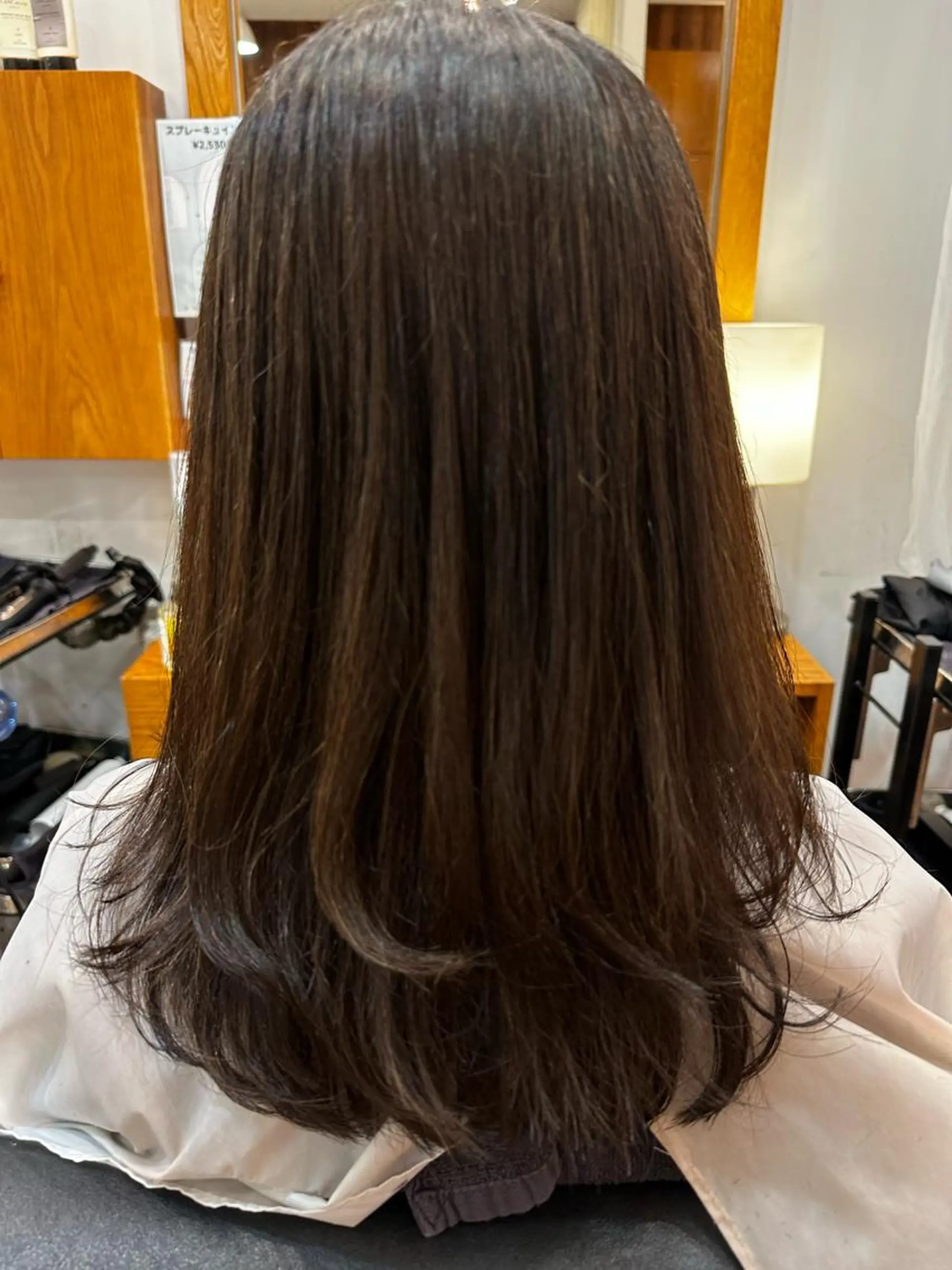 セミロング レイヤーカット Flor 上大岡 🌱山本一葉🌱のヘアスタイル