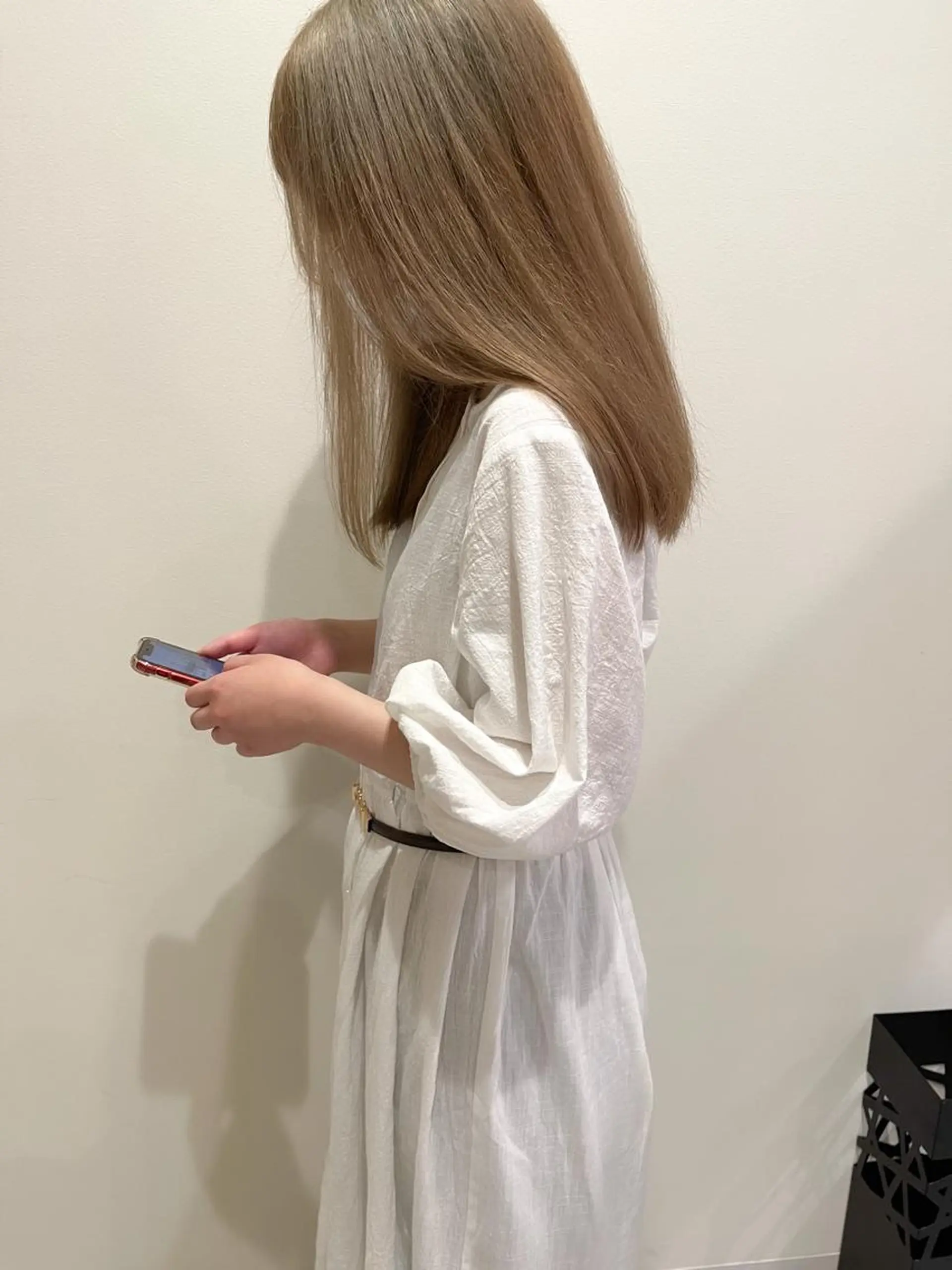 セミロング 清水 亮太／赤み消しカラーのヘアスタイル