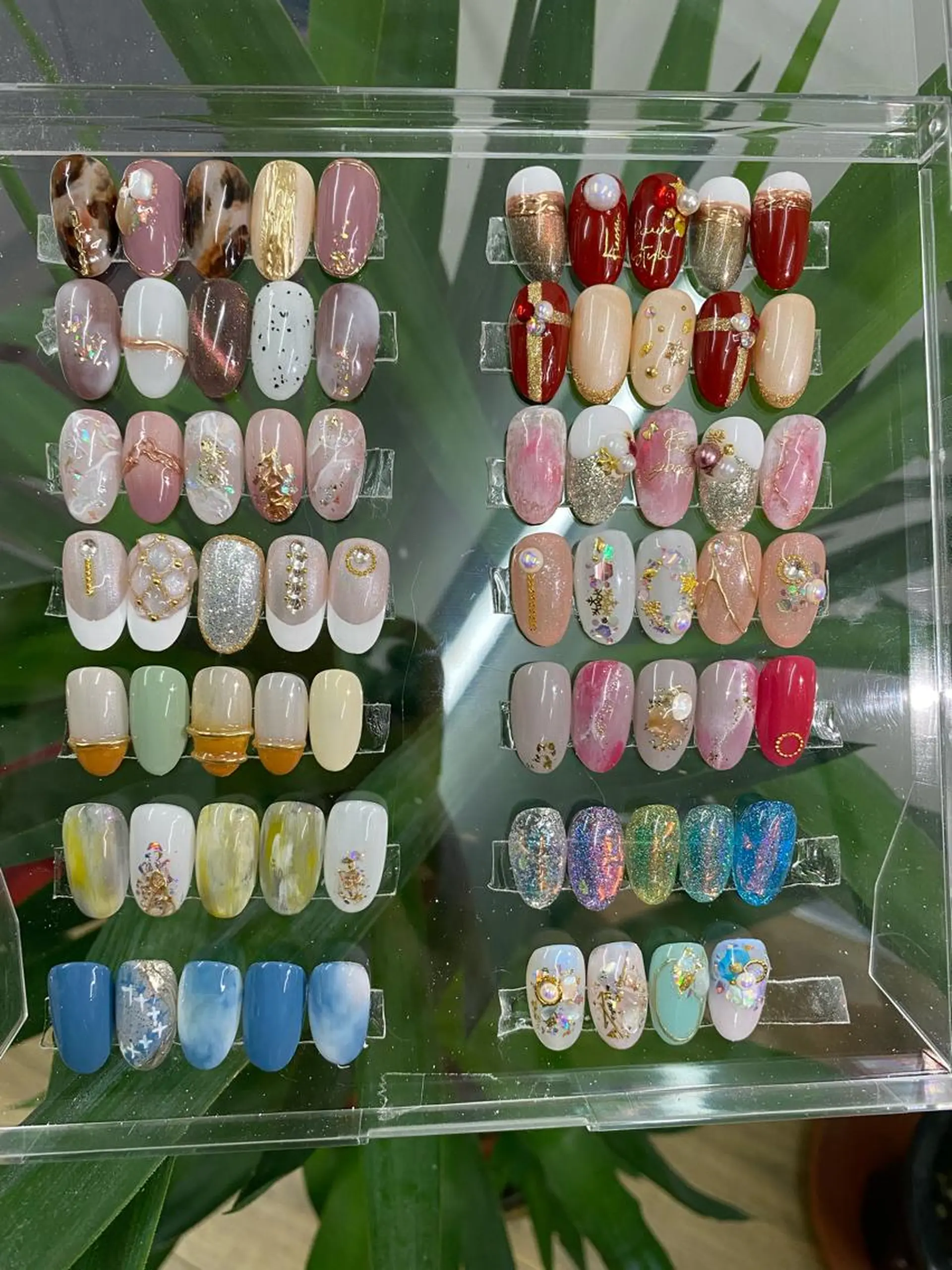 ネイル I-nailロング /ワンホン/キラキラのネイルデザイン