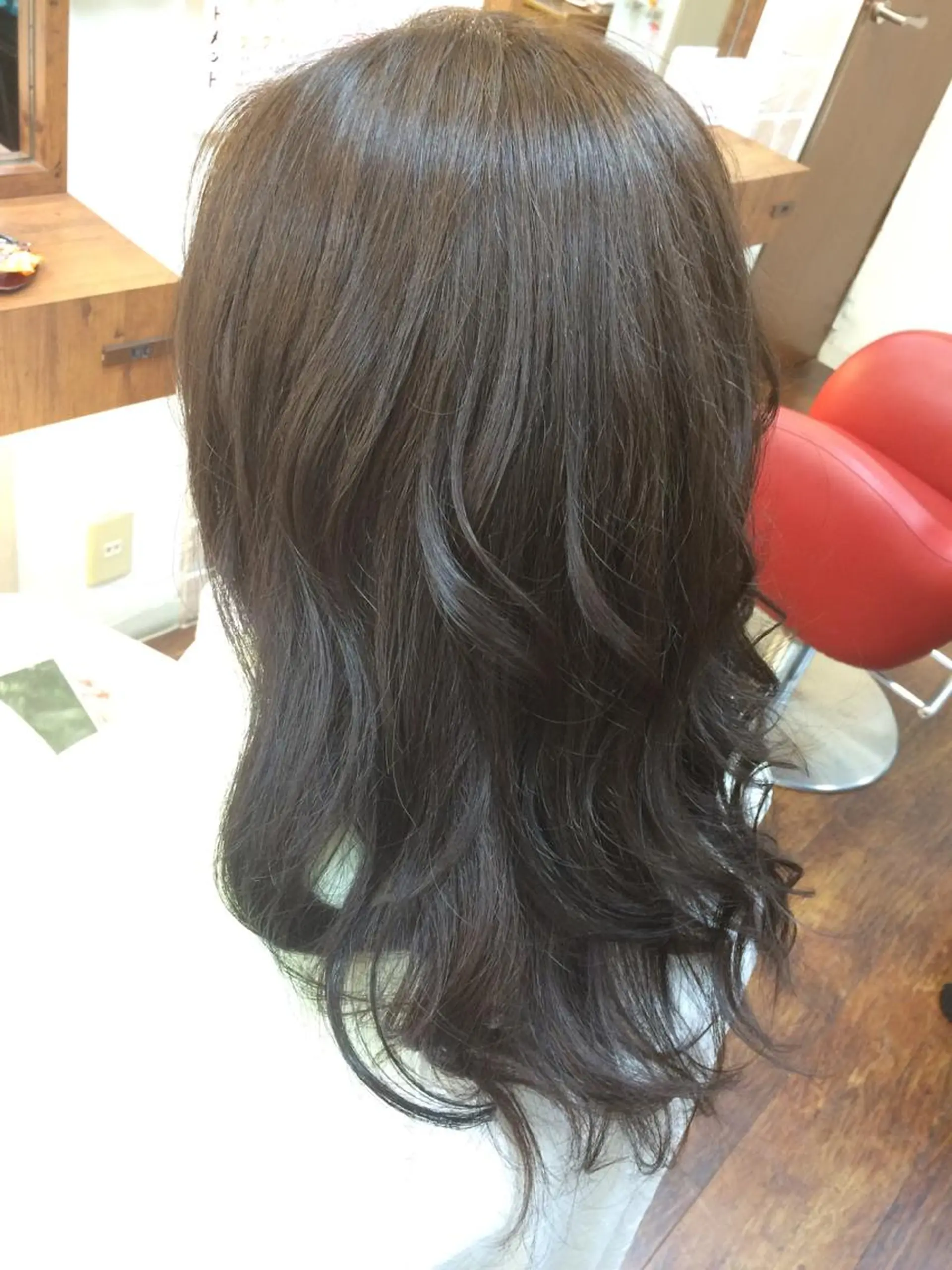 ロング カラー アッシュ 大野 まゆのヘアスタイル