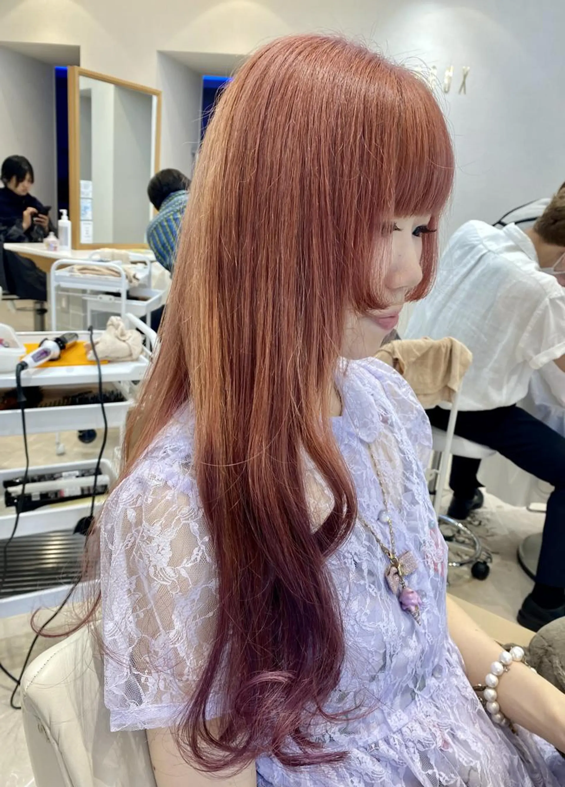 ロング カラー ブリーチ 透明感カラー 田中 有乃のヘアスタイル