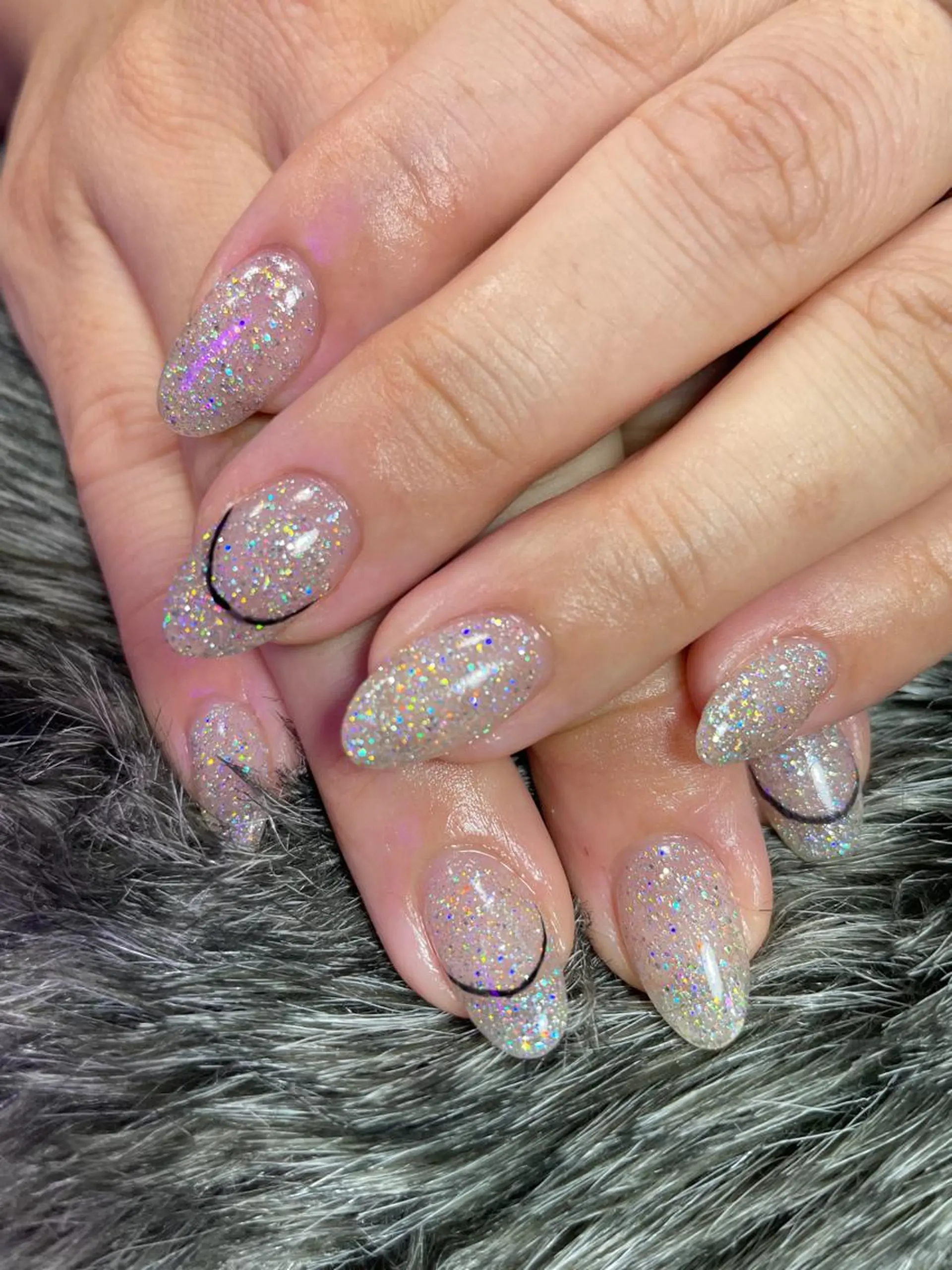 カラー ネイル キラキラネイル ラメ(グリッター) Chérinail 爪のお手入れのネイルデザイン