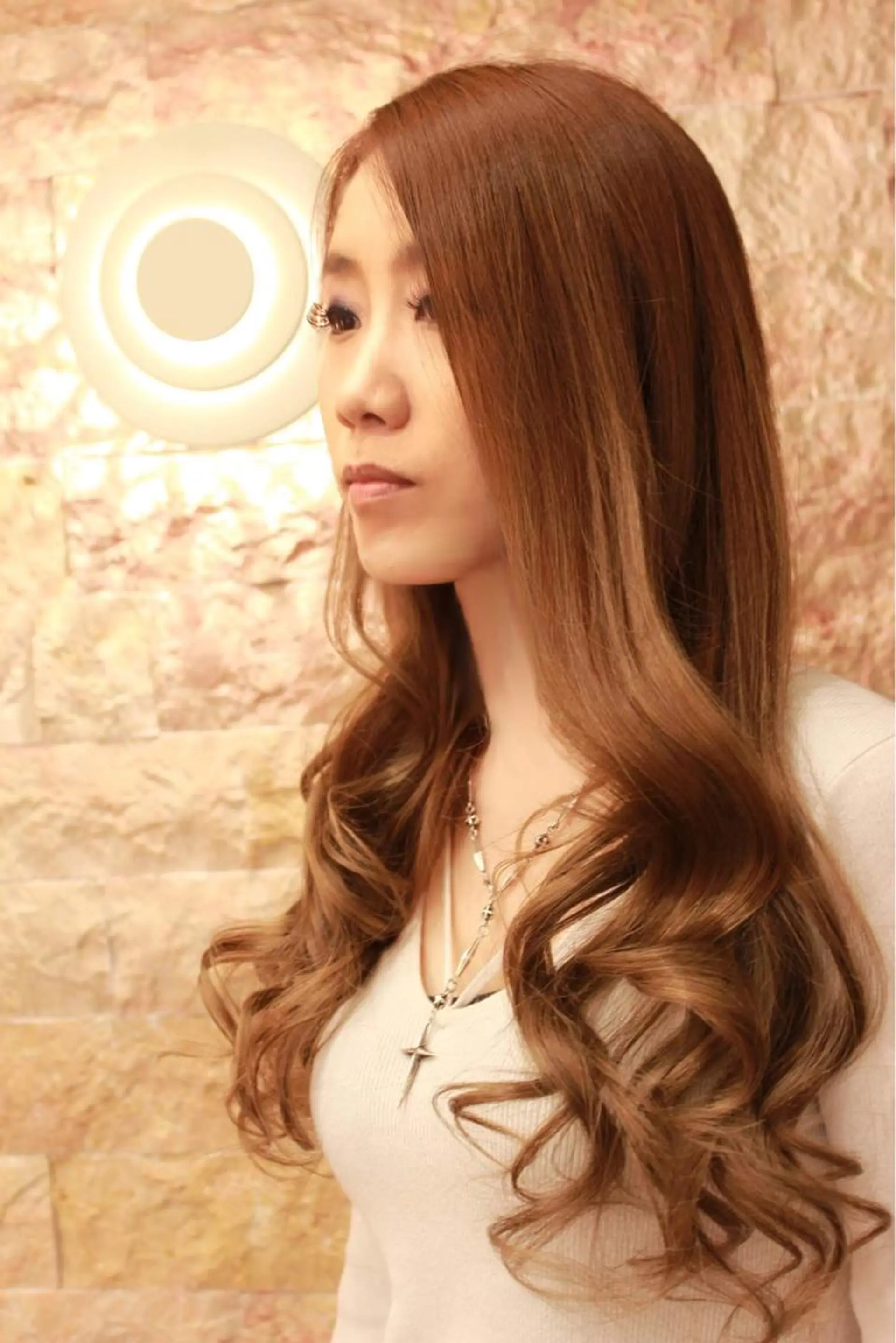 ロング ヘアカラー 河内 崇純のヘアスタイル