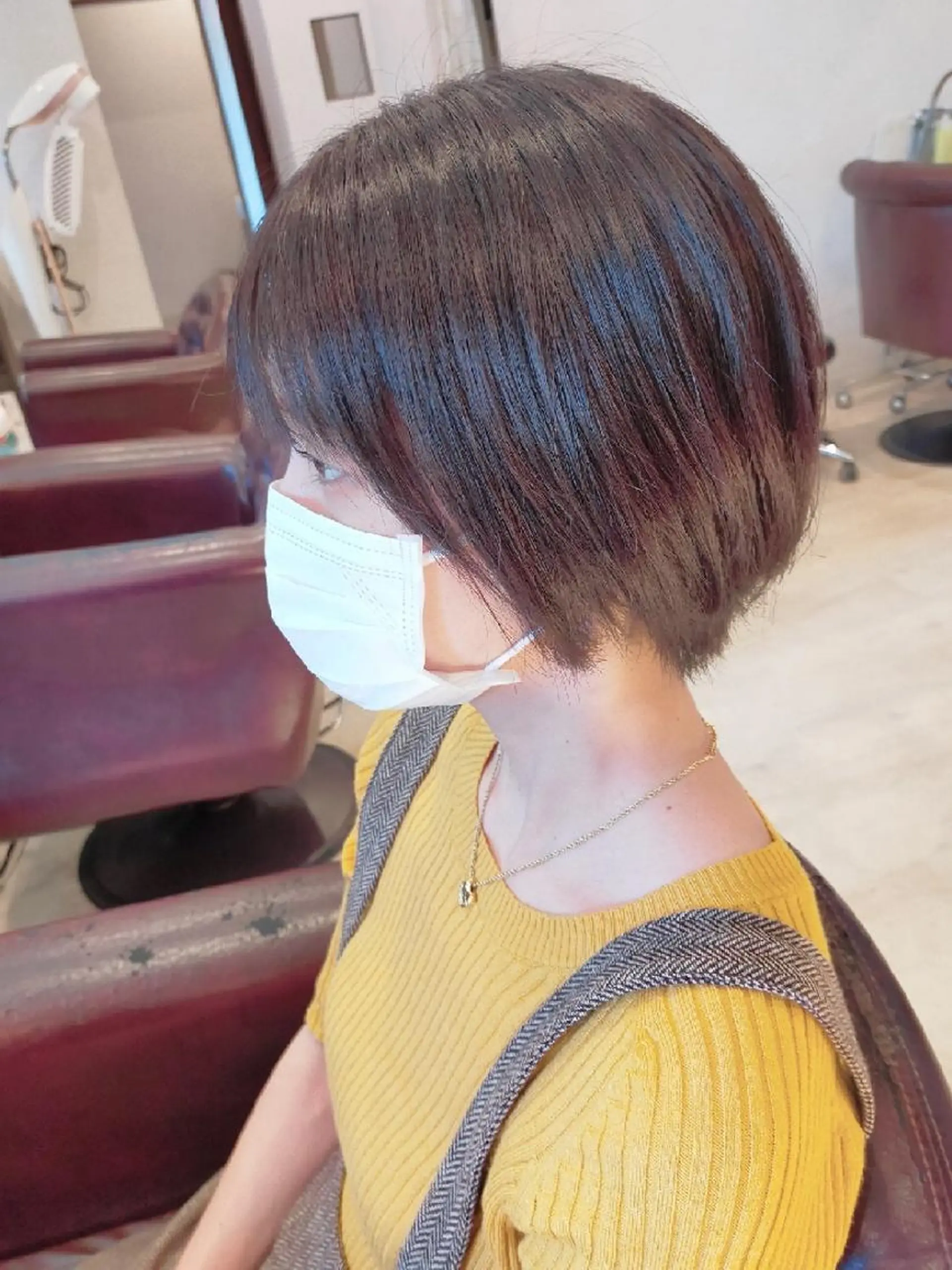 カラー アッシュ ambi with tiara所属・ambi×tiara NAOKAのマツエク・マツパデザイン