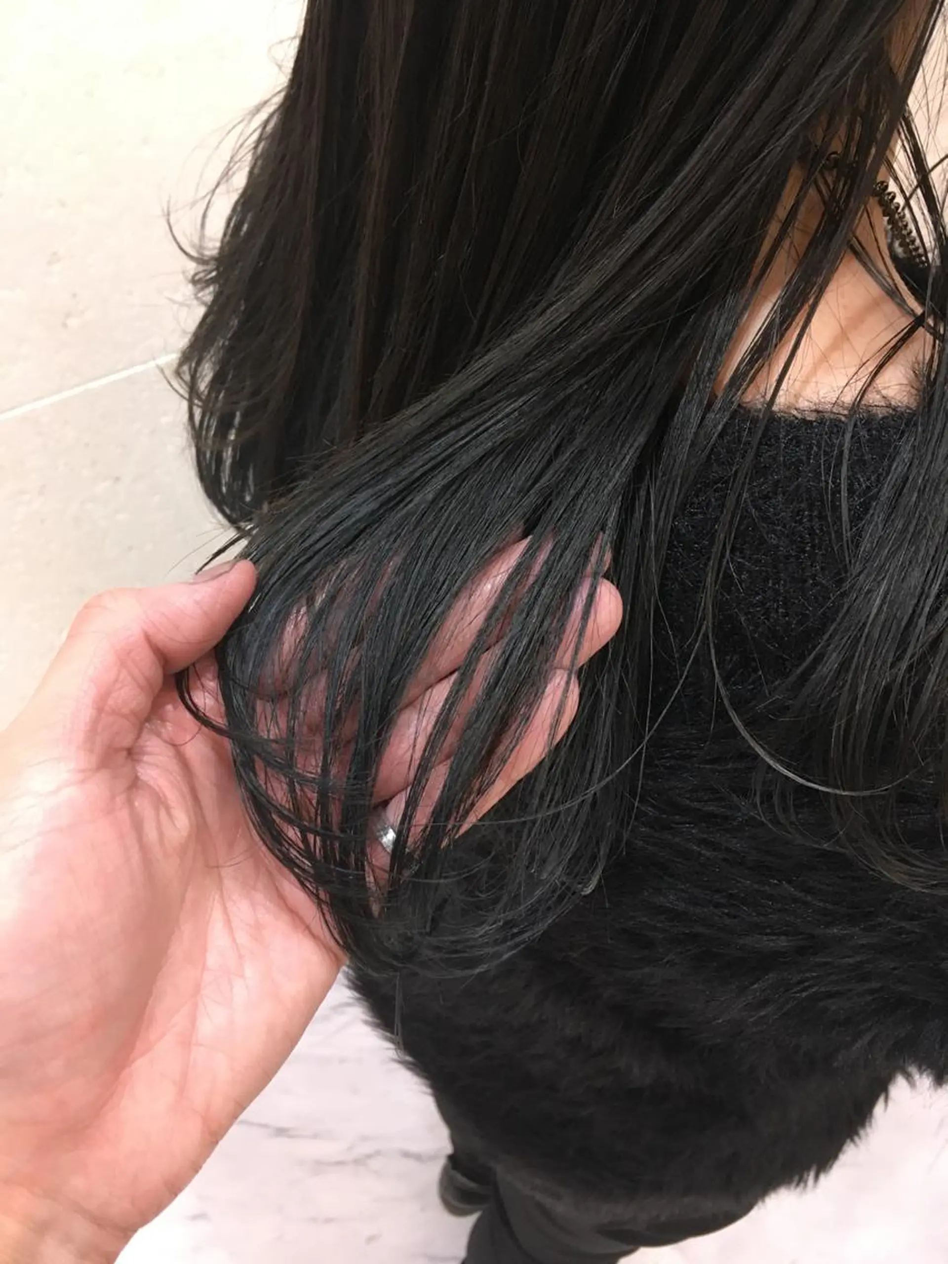 ロング カラー ブルーカラー インナーカラー 斉藤 貴也のヘアスタイル