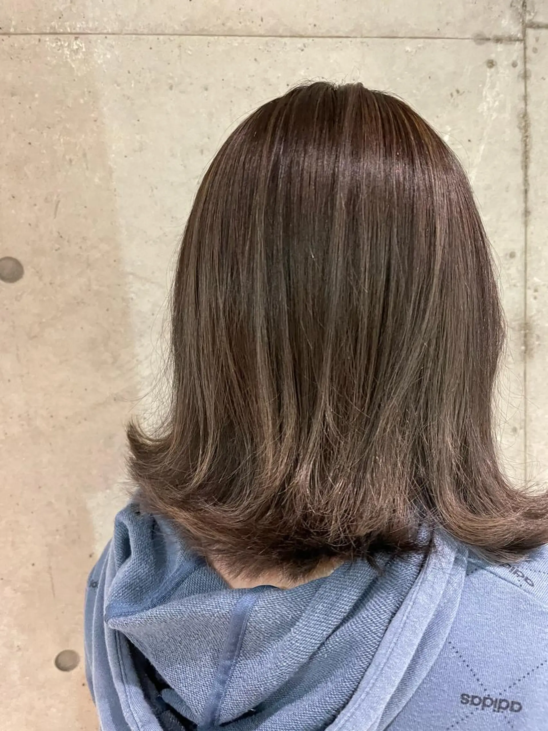 カラー 坂野 結子のヘアスタイル