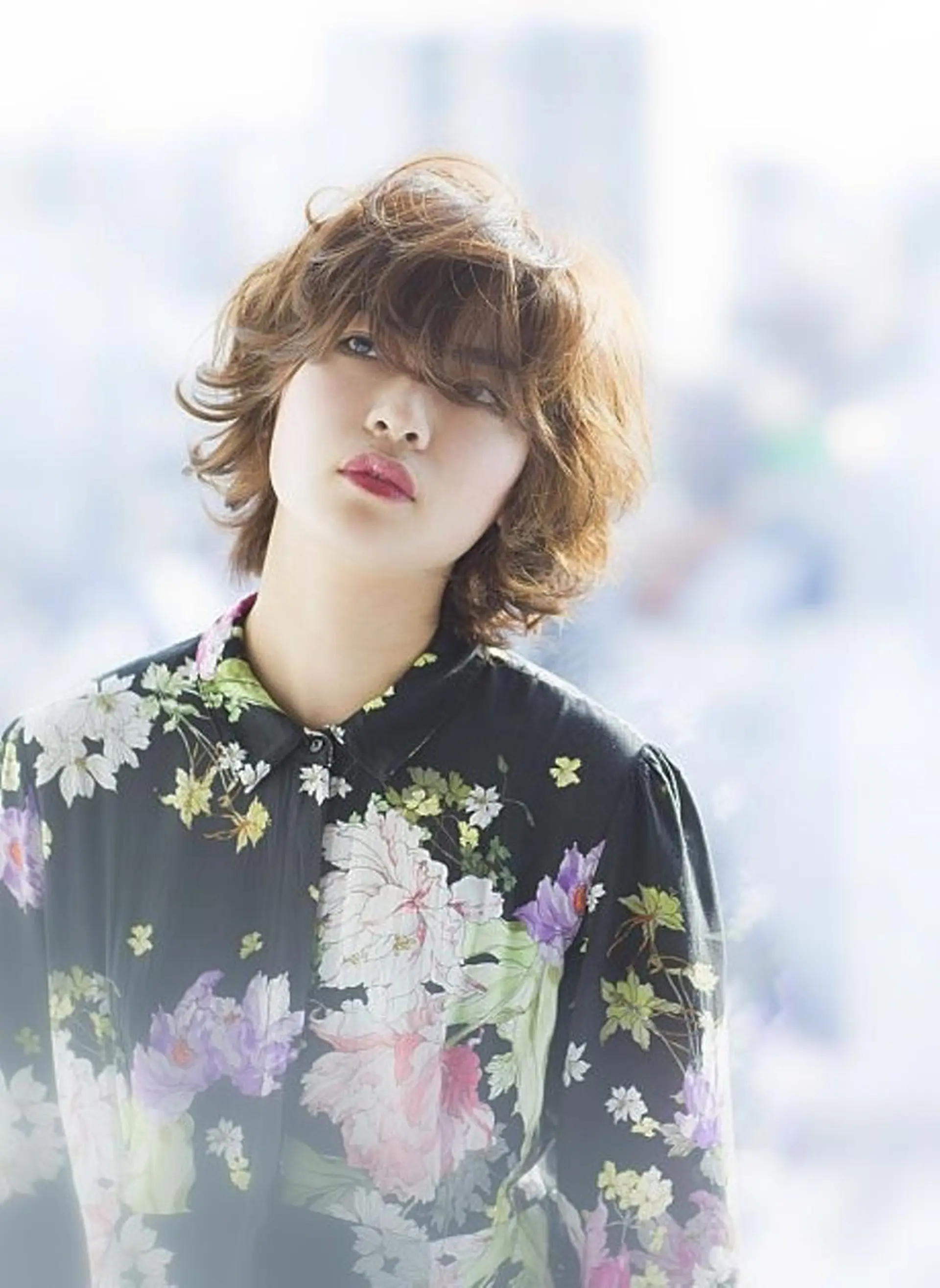 ミディアム 鈴木 奈波のヘアスタイル