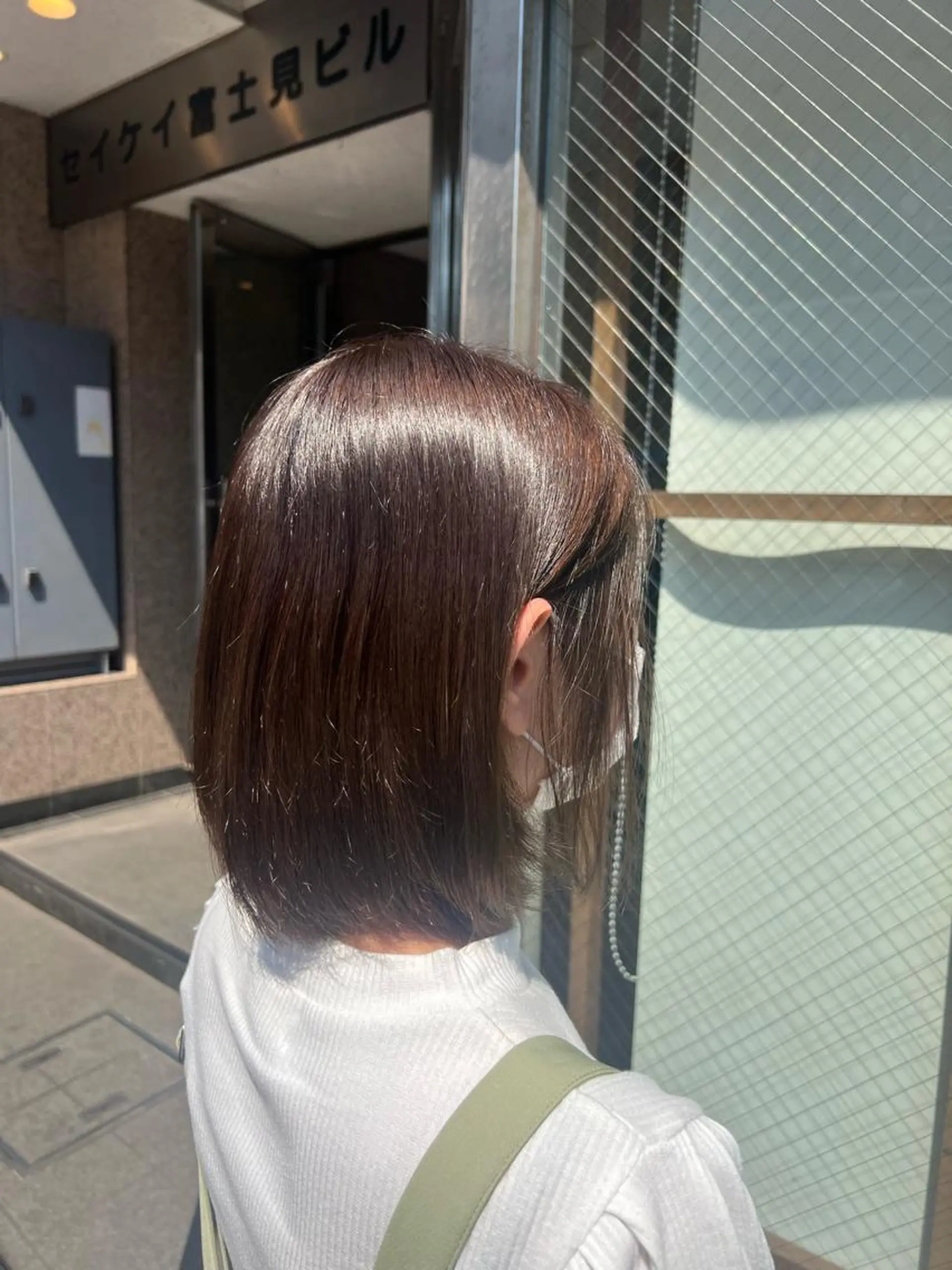 ミディアム 須永 優希のヘアスタイル