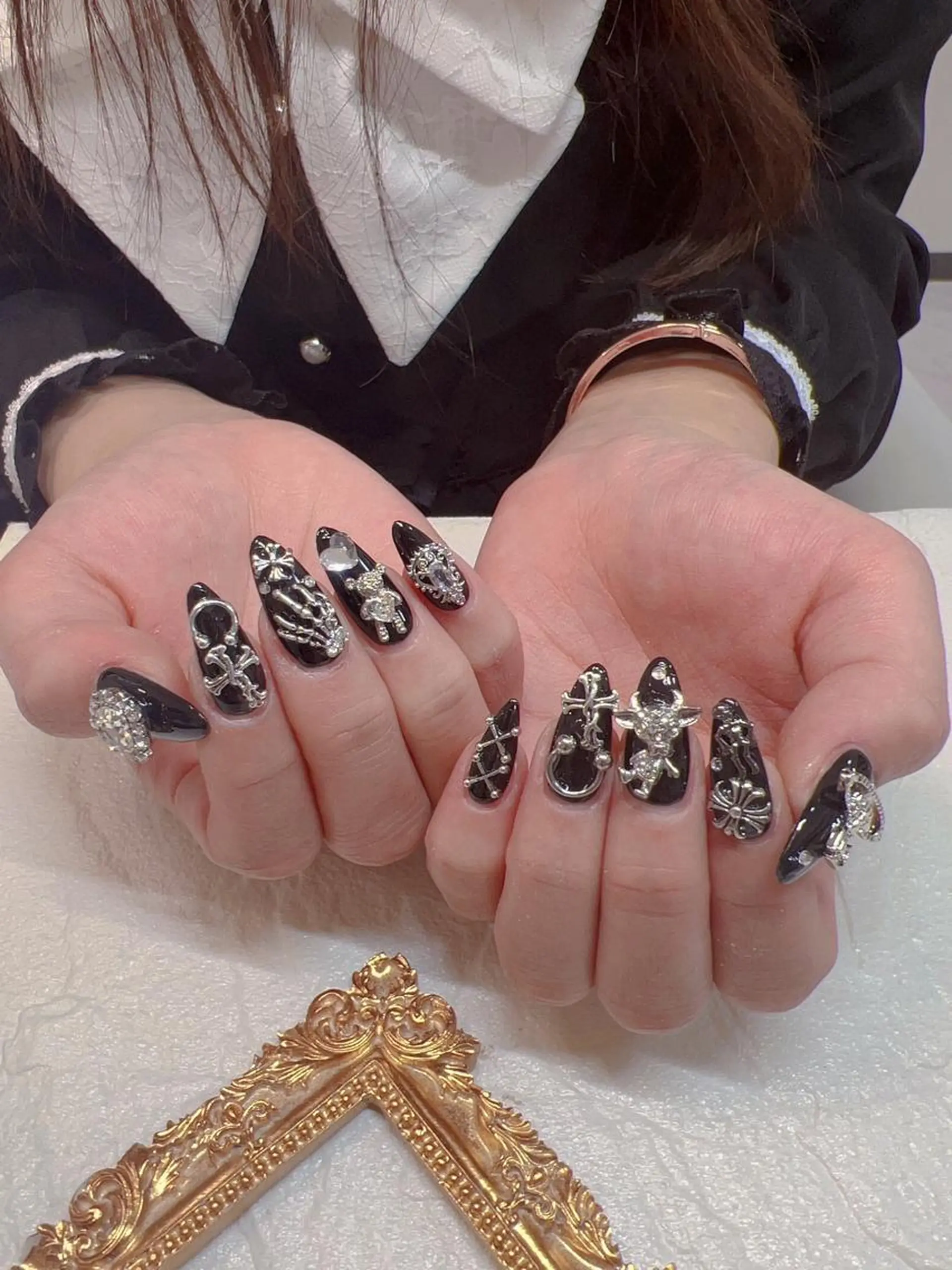 ネイル MoaNail🫶 Yoshiのネイルデザイン