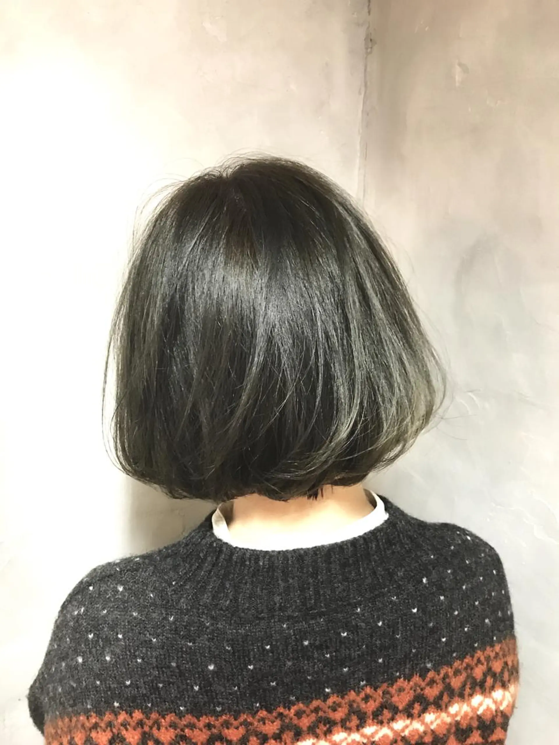 ショート カラー グラデーションカラー ボブ lok[ロク] 高田馬場のヘアスタイル