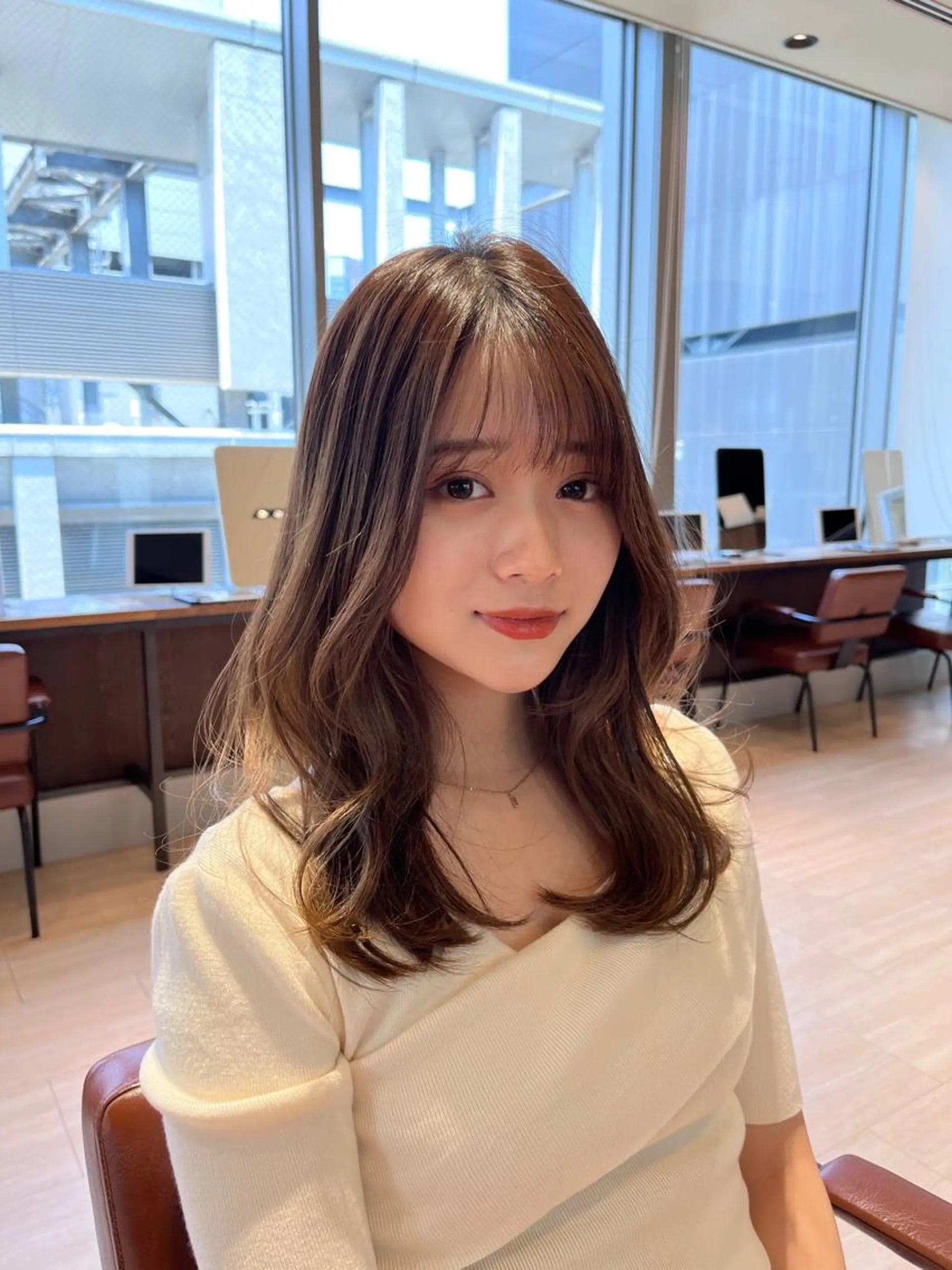 セミロング カラー 佐藤 悠衣/透明感 カラー/似合わせ前髪のヘアスタイル