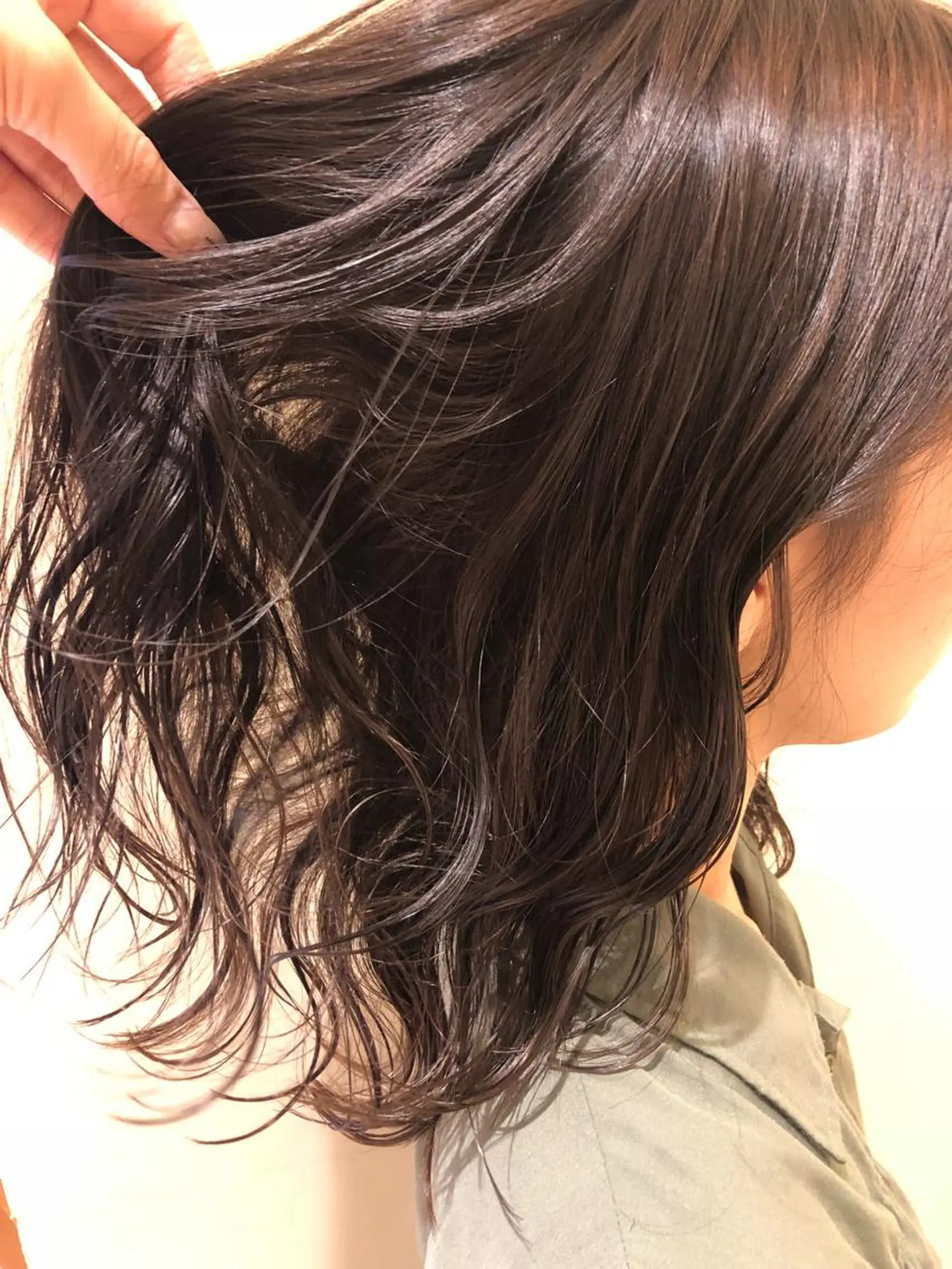 セミロング カラー 田上 (たのうえ)のヘアスタイル