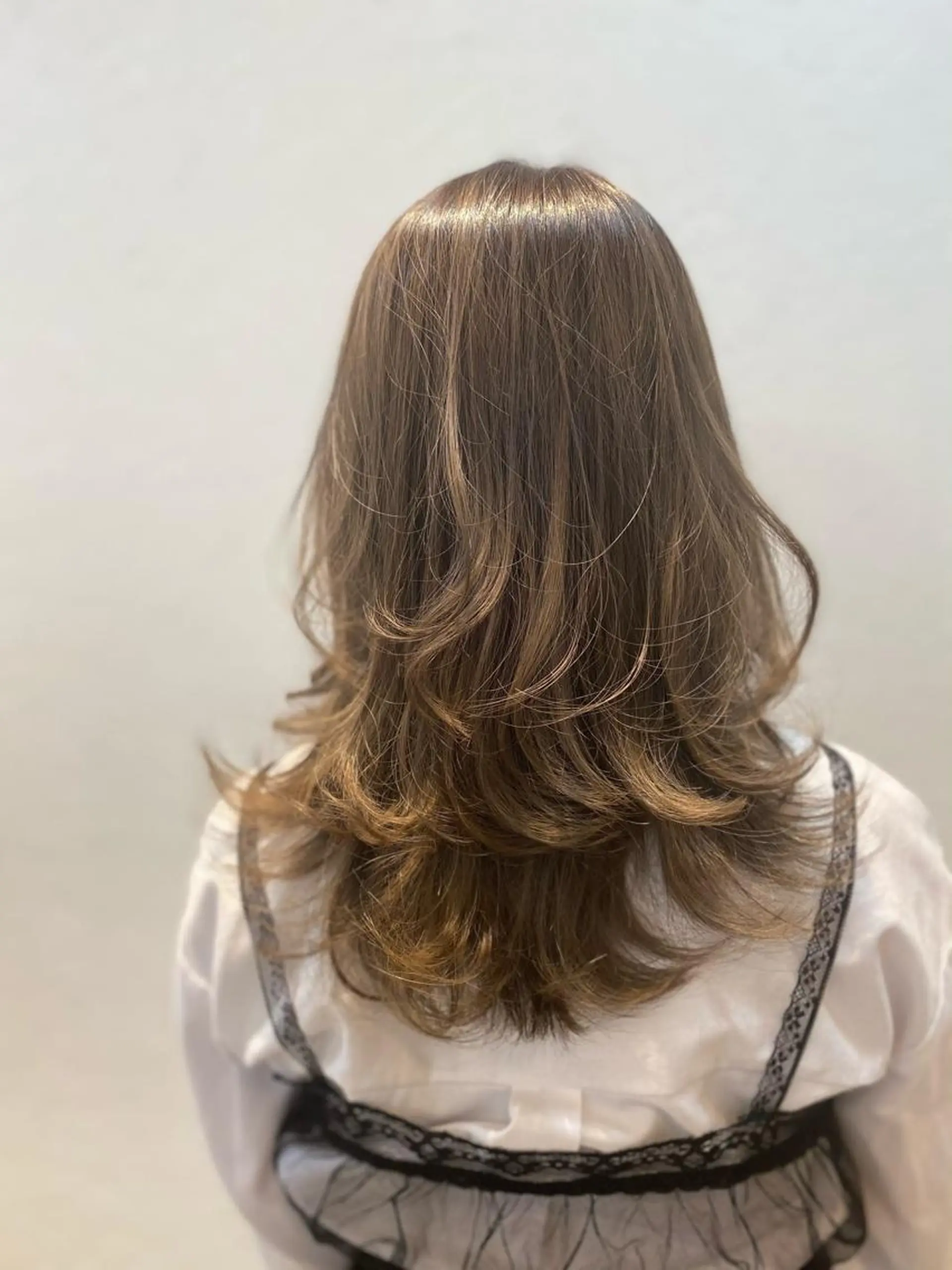 セミロング レイヤーカット ヘアカラー トリートメント 💓永坂　美由紀💓 Aujuaソムリエのヘアスタイル