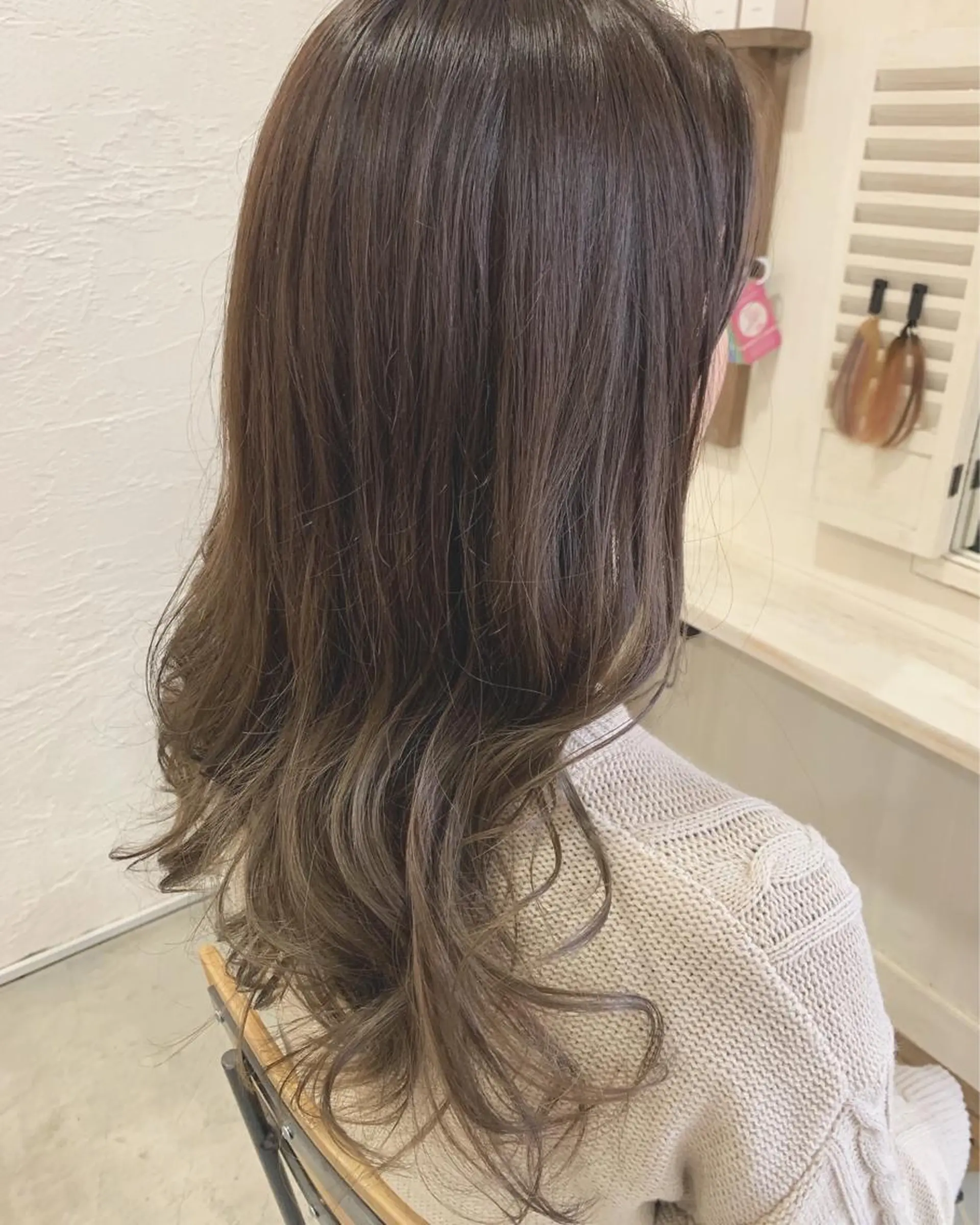 ロング カラー fio マナミのヘアスタイル