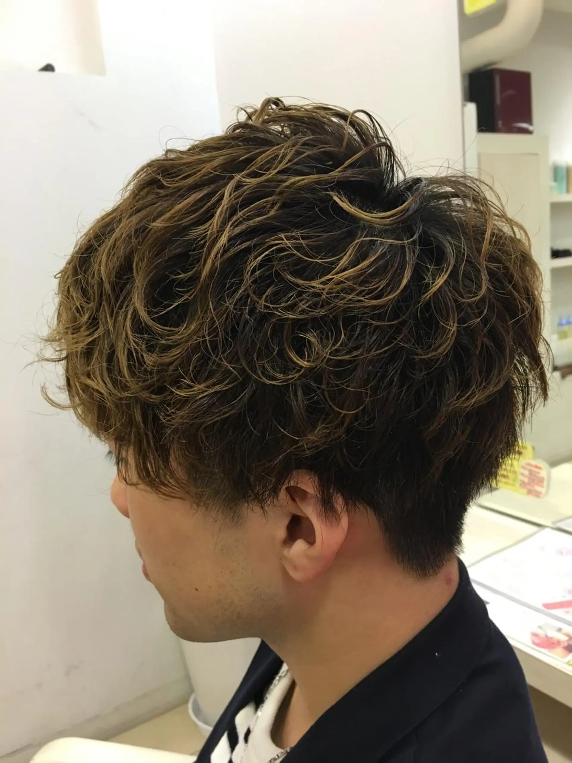 メンズ メンズパーマ 髪質改善× 白髪ぼかし溝江のヘアスタイル