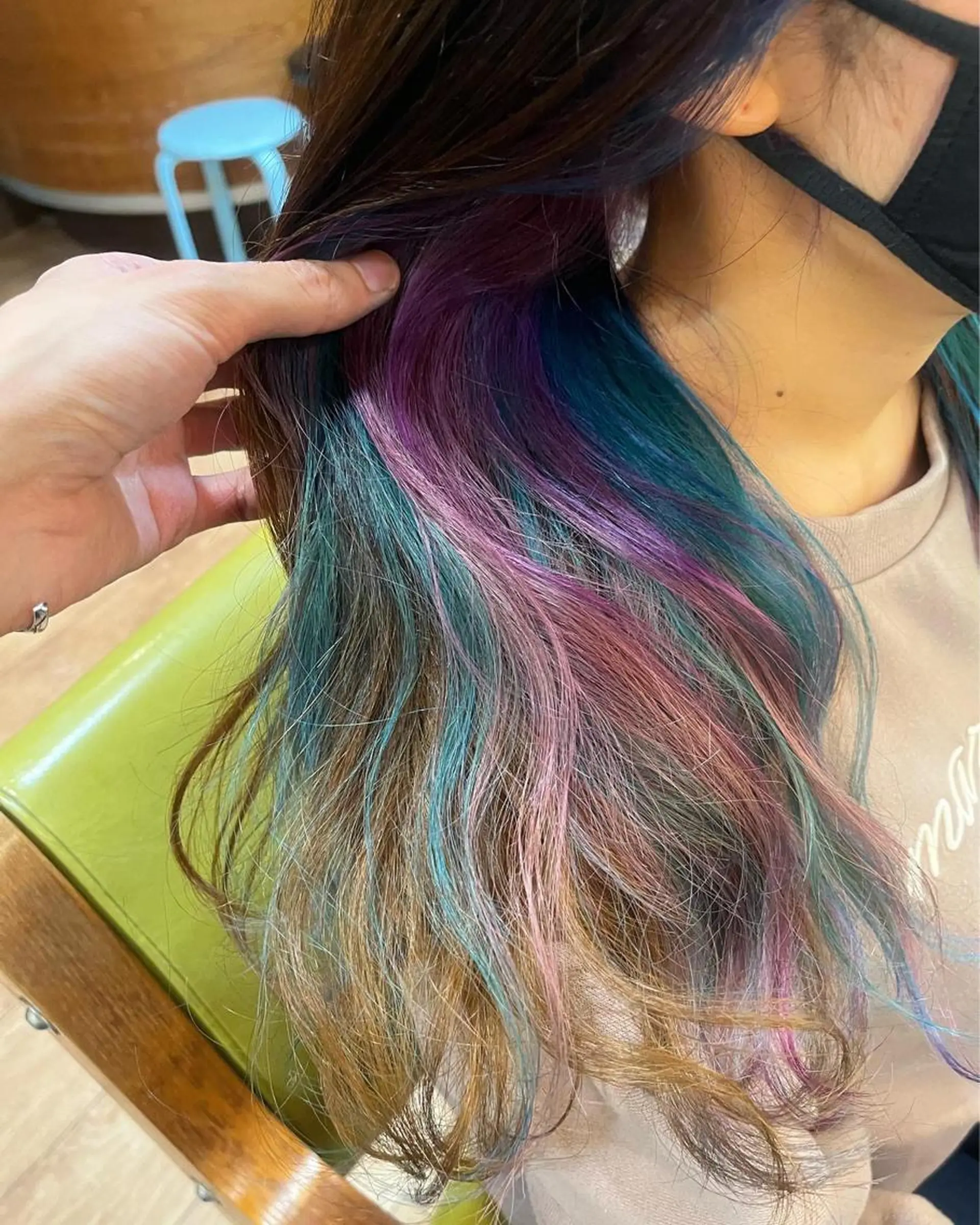 セミロング カラー ショートボブ アッシュ バレイヤージュ ミストバング ベージュカラー カット ヘアカラー トリートメント 原宿サロン代表 デザインカラー伊藤卓のヘアスタイル