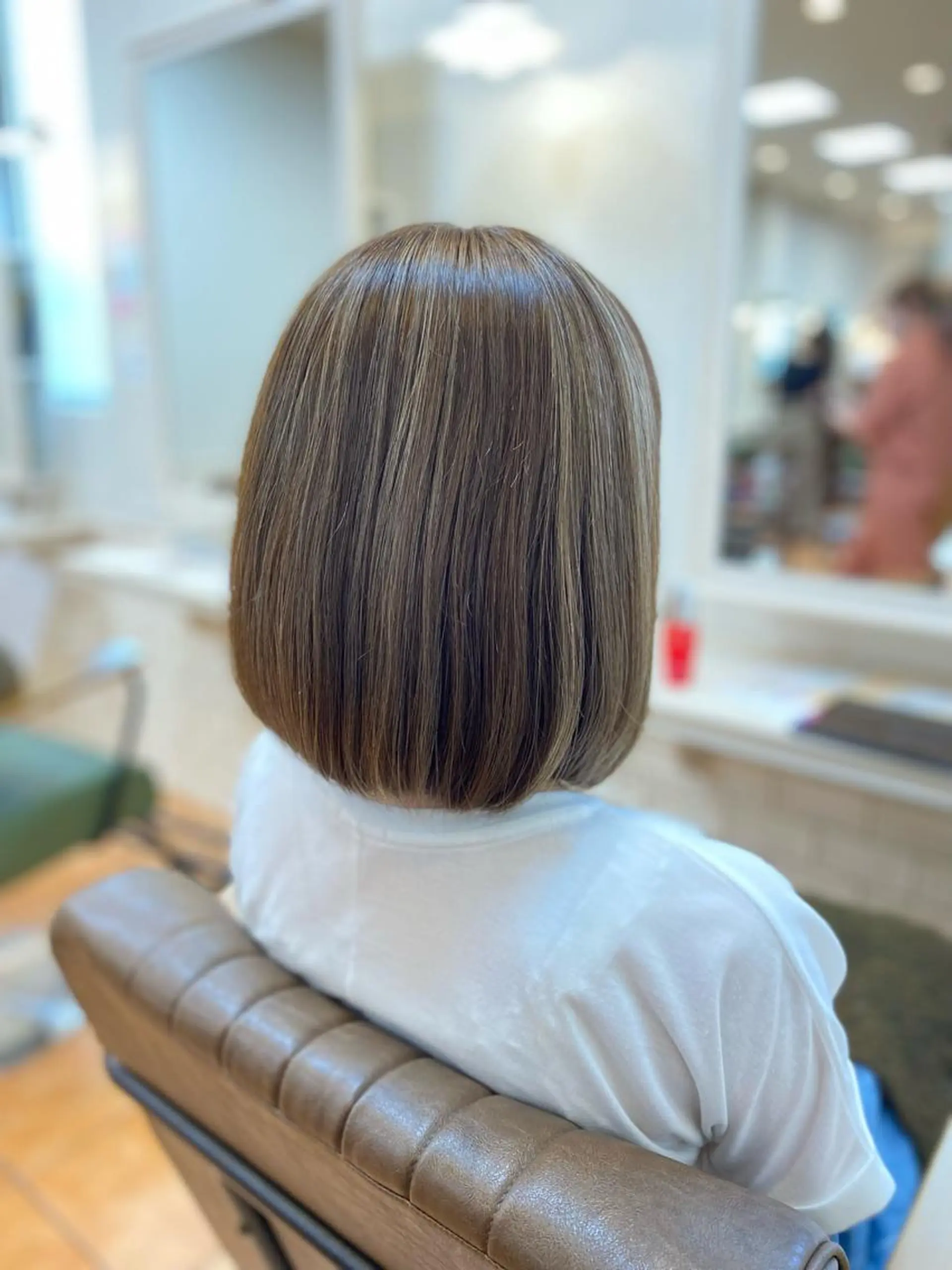 カラー アッシュ ベージュカラー ハイライトカラー 生駒市デザインカラー /浜中美奈のヘアスタイル