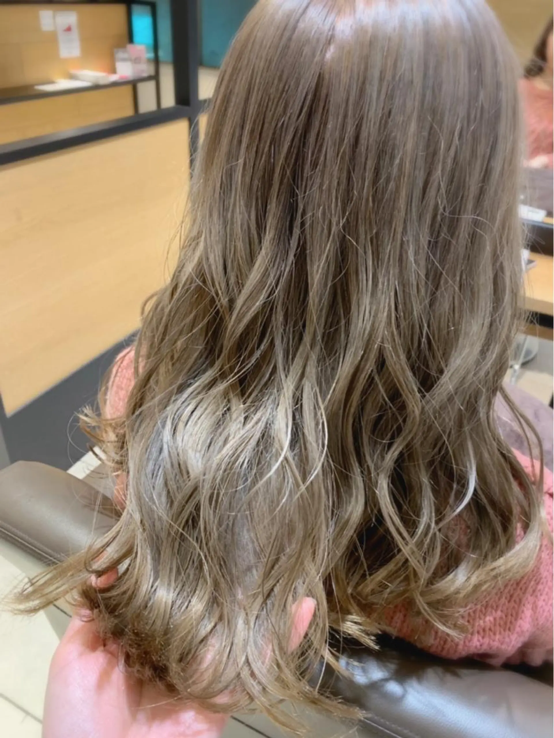 セミロング カラー ダブルカラー 縮毛矯正✖️似合わせ 🌻ヒトミのヘアスタイル