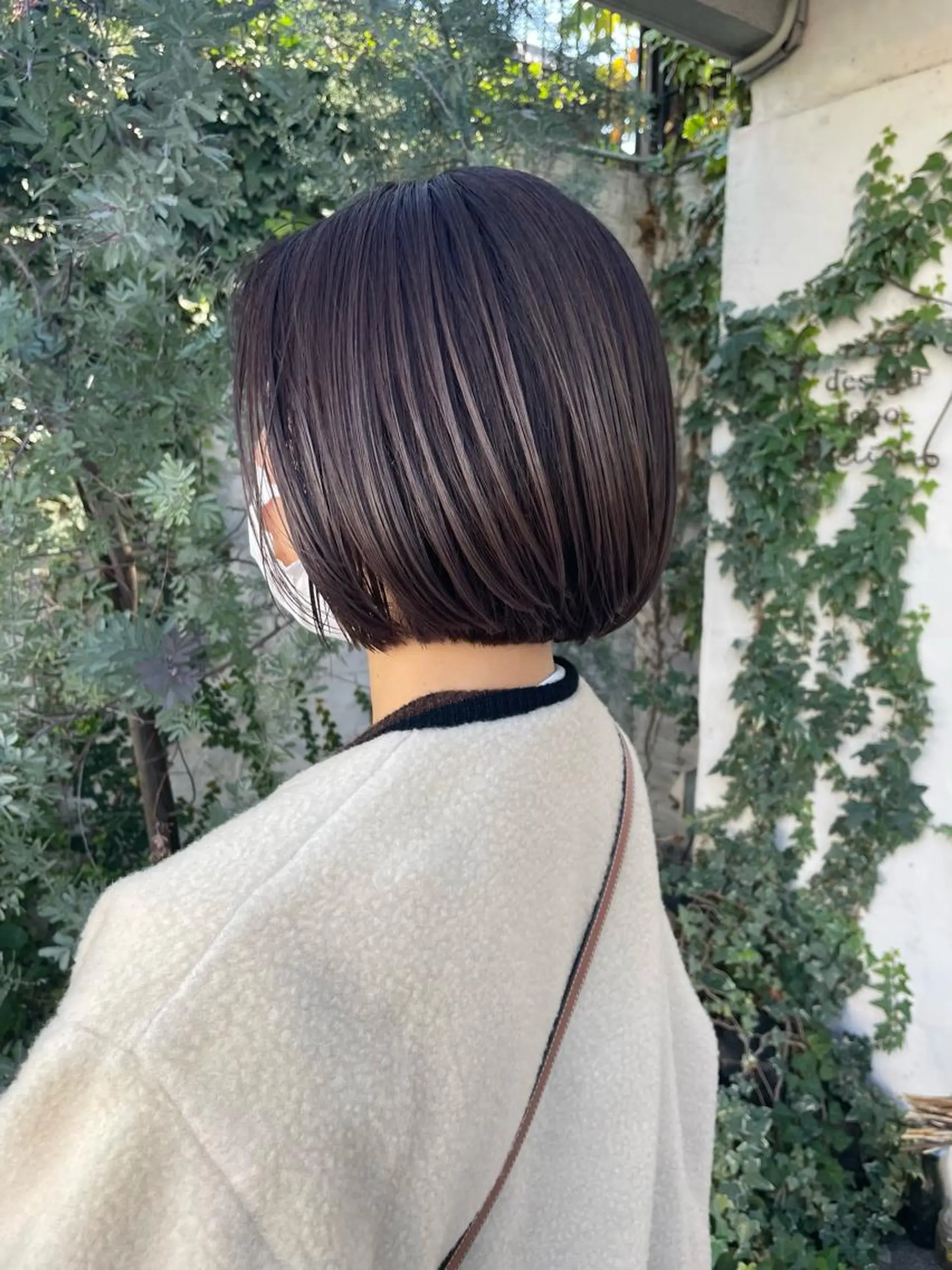 ミディアム ボブ 橋本 実奈美のヘアスタイル