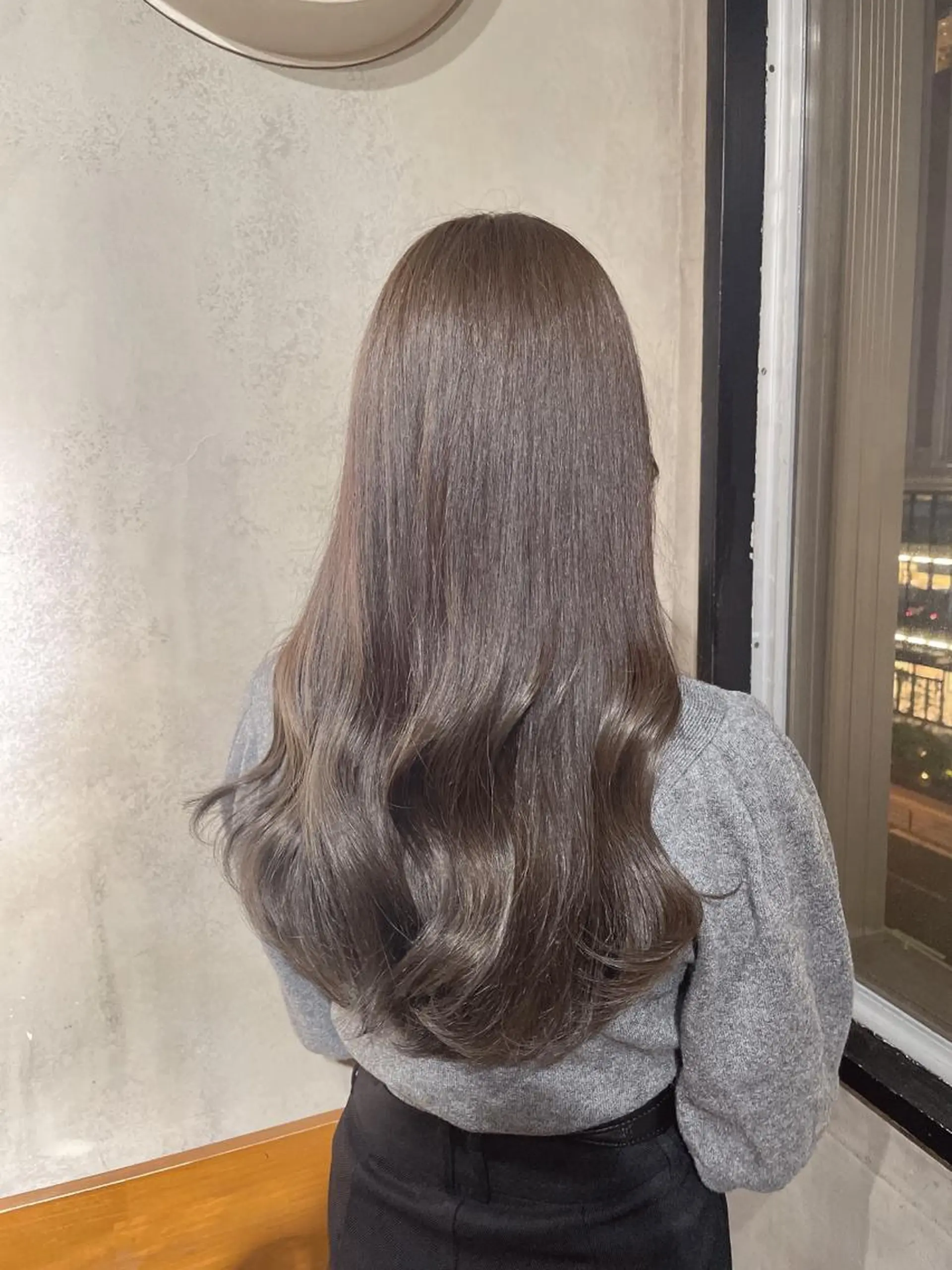 ロング カラー カット ヘアカラー トリートメント 梅田美容室 山崎海波のヘアスタイル