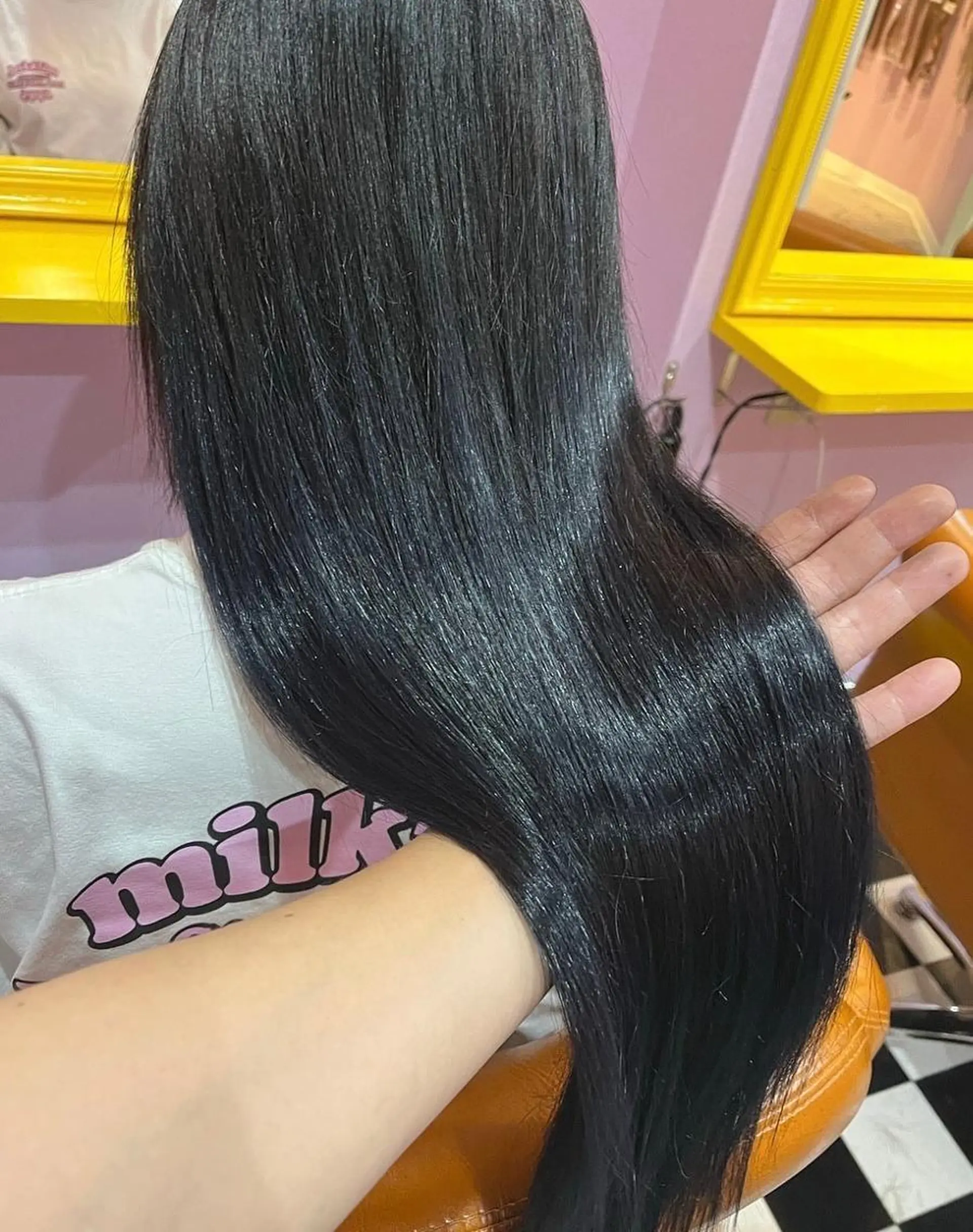 ロング カラー 大阪レミーエクステ チビ編み込みのヘアスタイル