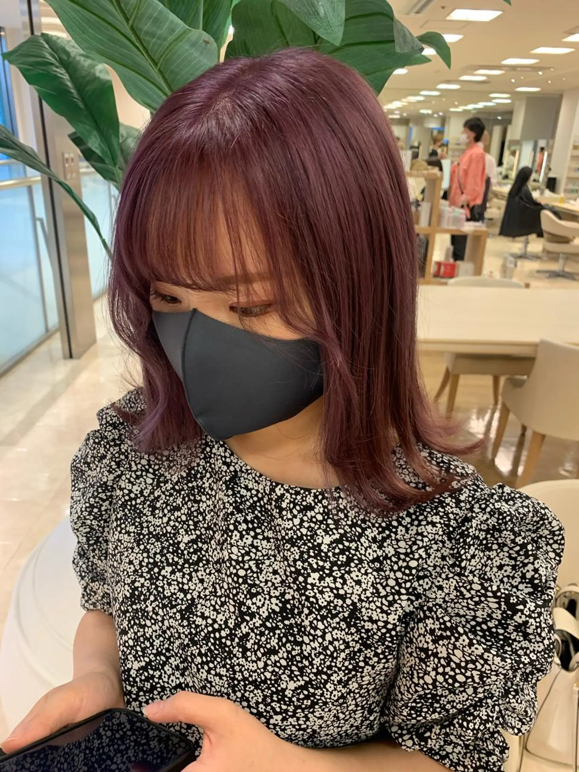セミロング カラー カット ヘアカラー トリートメント 暖色専門美容師🎀 お客様満足度◎のヘアスタイル