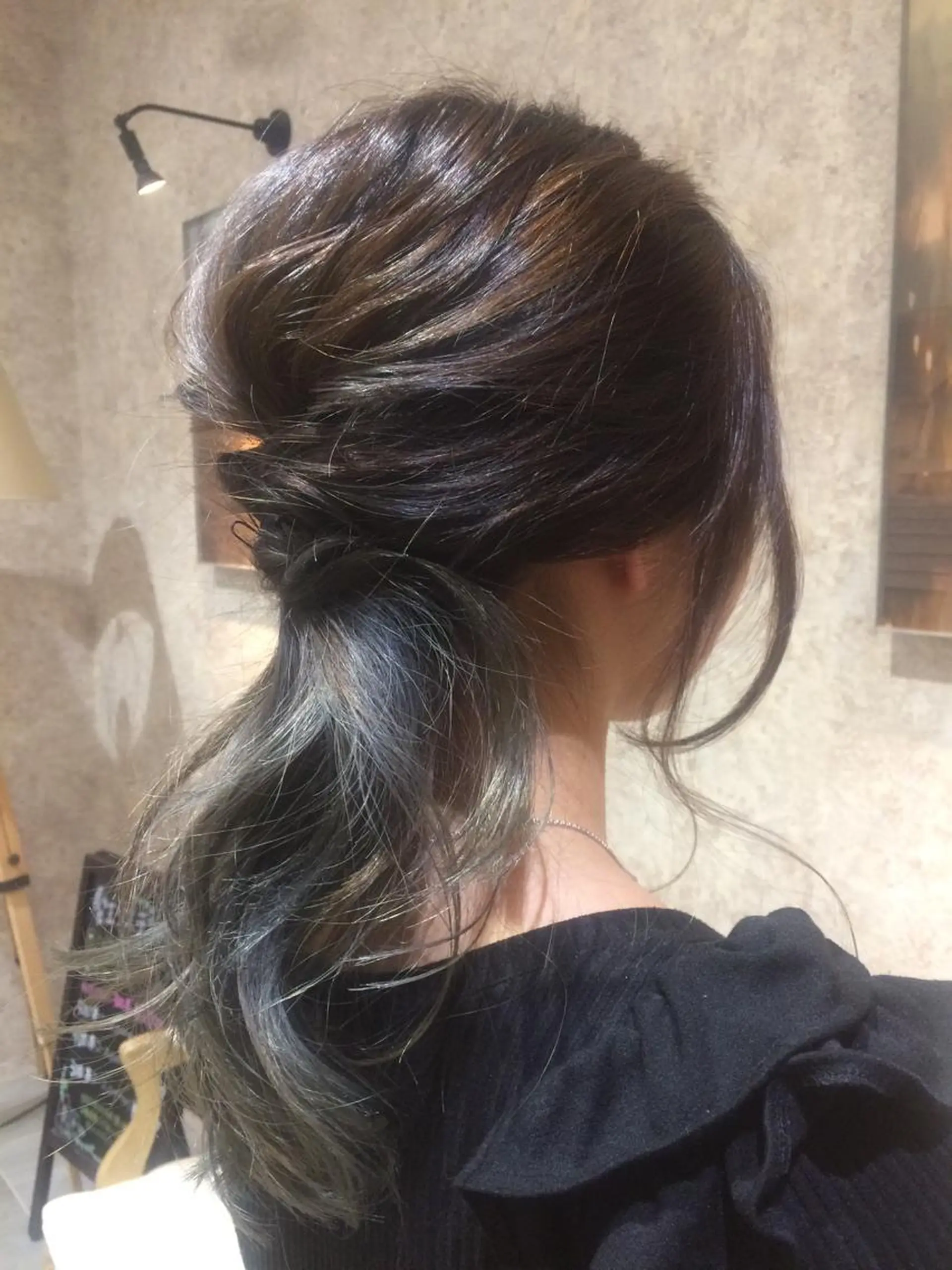 ミディアム ヘアアレンジ Kobayashi ハイライト/ショートのヘアスタイル