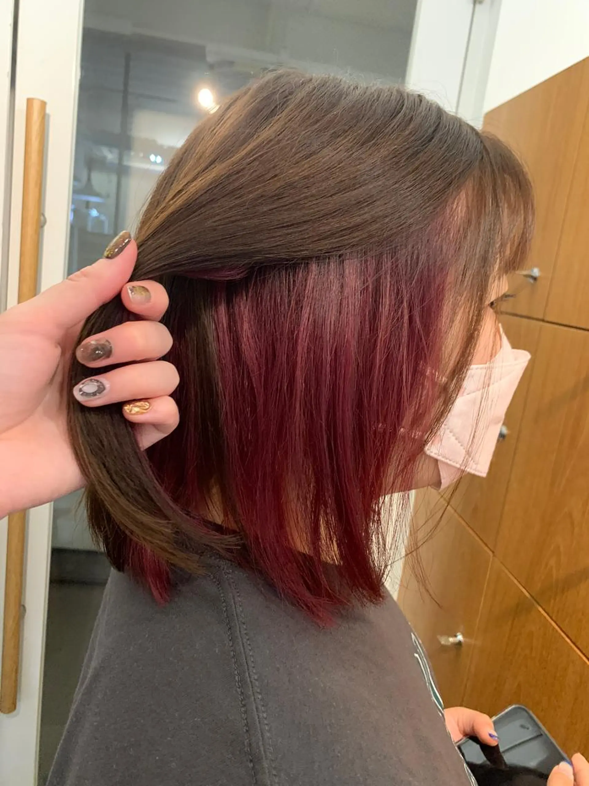カラー ニシムラ メグミのヘアスタイル