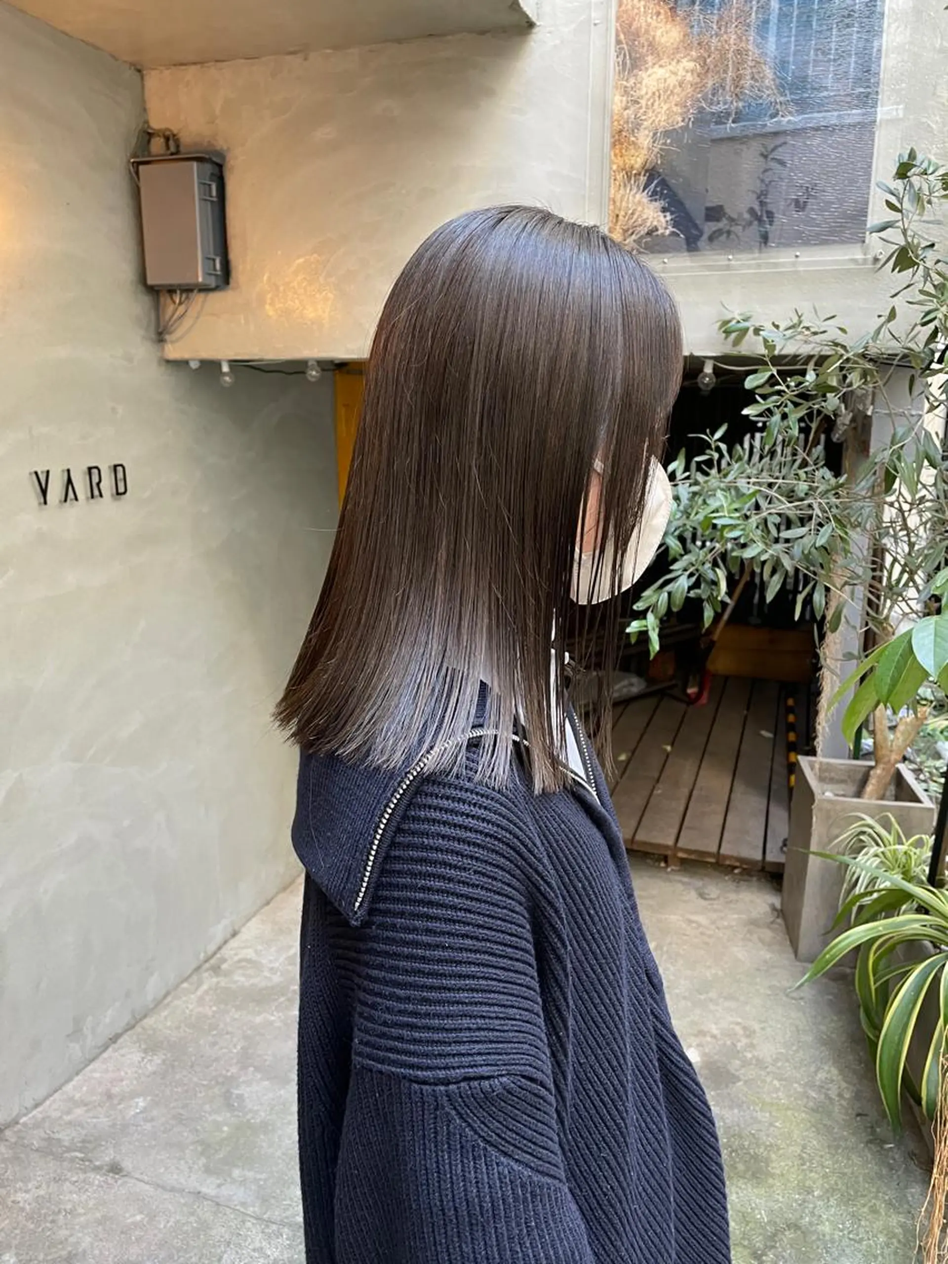 セミロング カラー 高橋 愛美のヘアスタイル