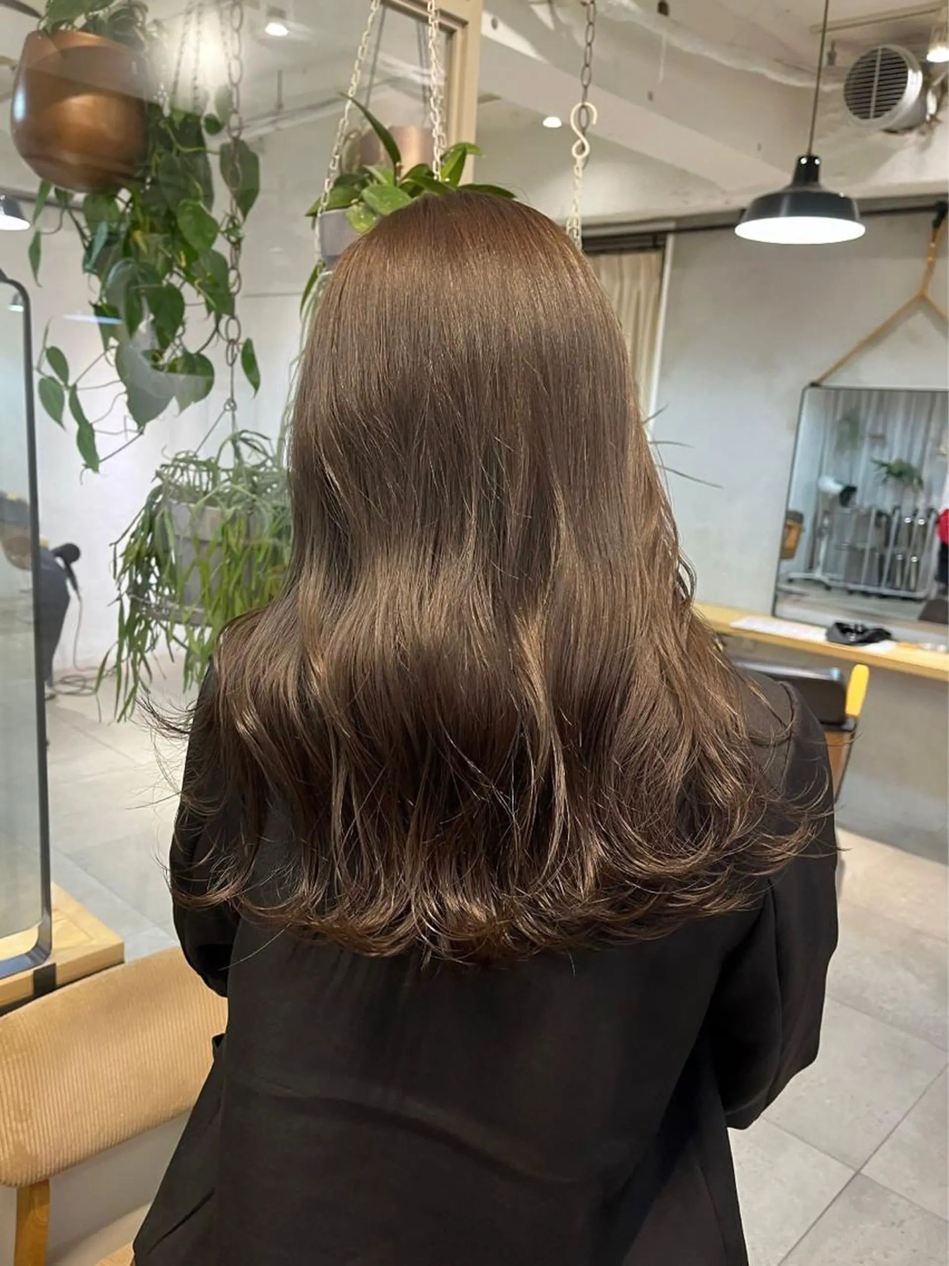 セミロング カット ヘアカラー オリーブ/縮毛♡ Natsuno🩰のヘアスタイル