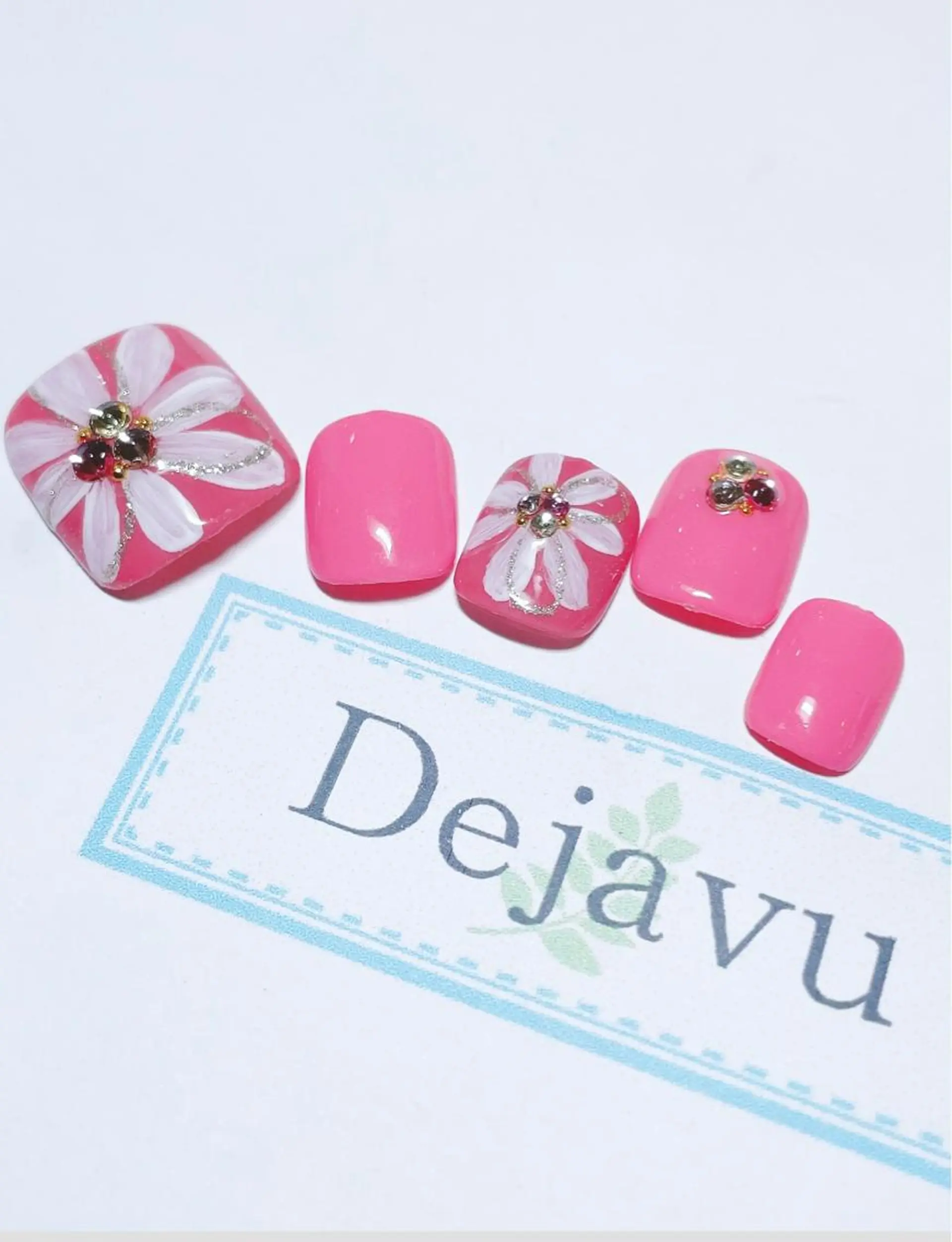 ネイル アートネイル フットネイル ハンドネイル Dejavu所属・Nail salon Dejavu 🌿のネイルデザイン
