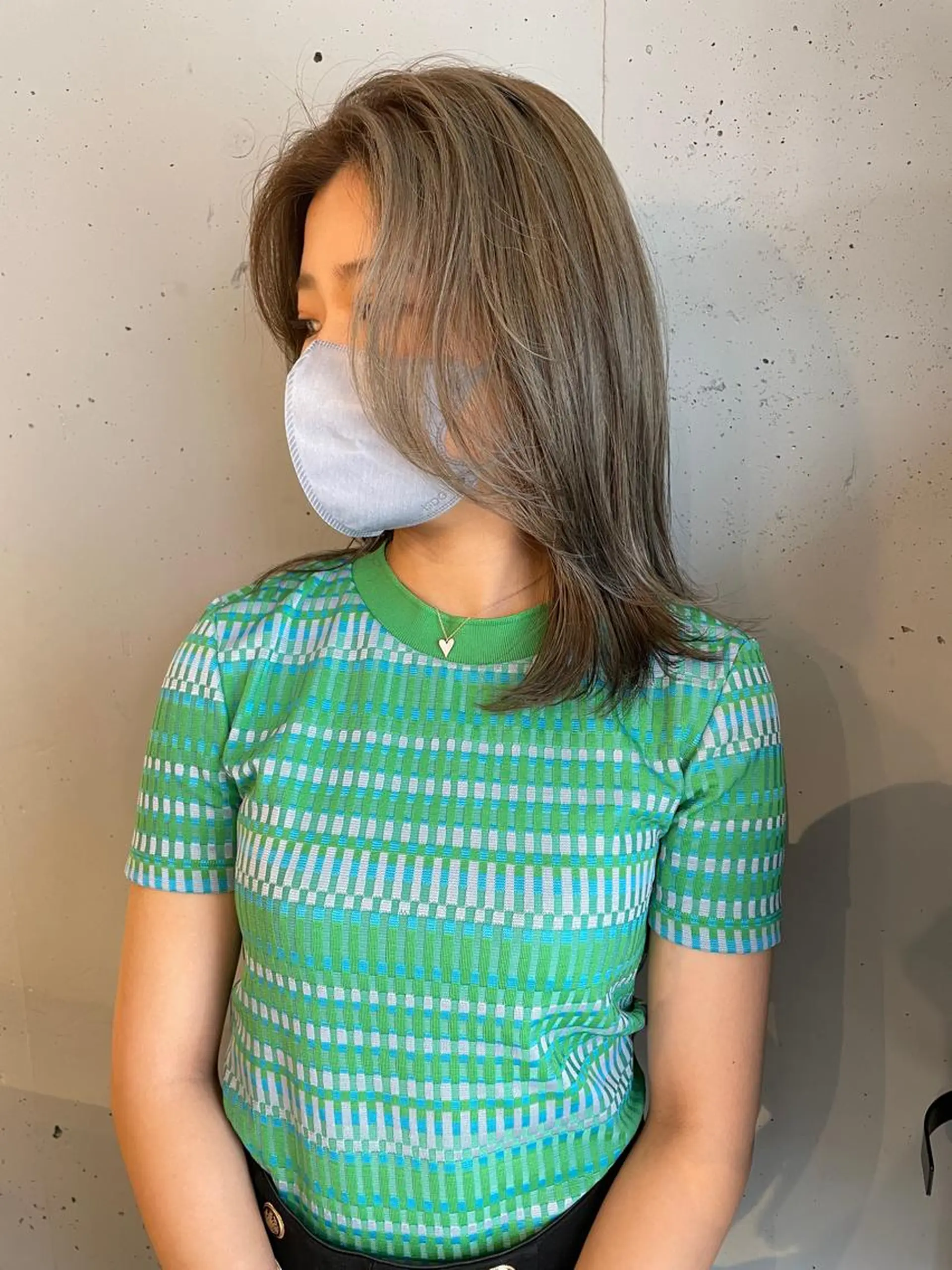 セミロング 東 みのりのヘアスタイル