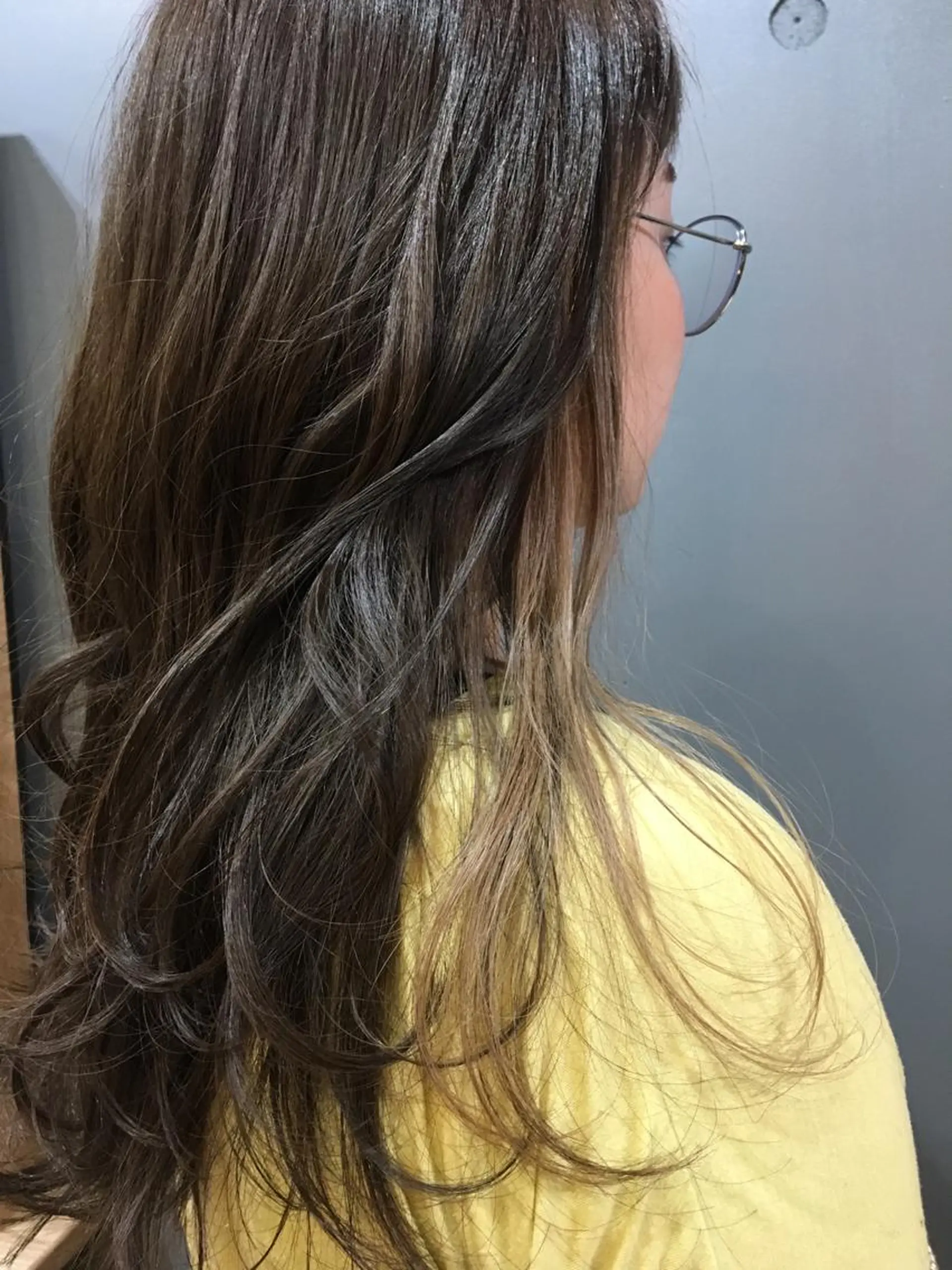ロング Loa misakiのヘアスタイル