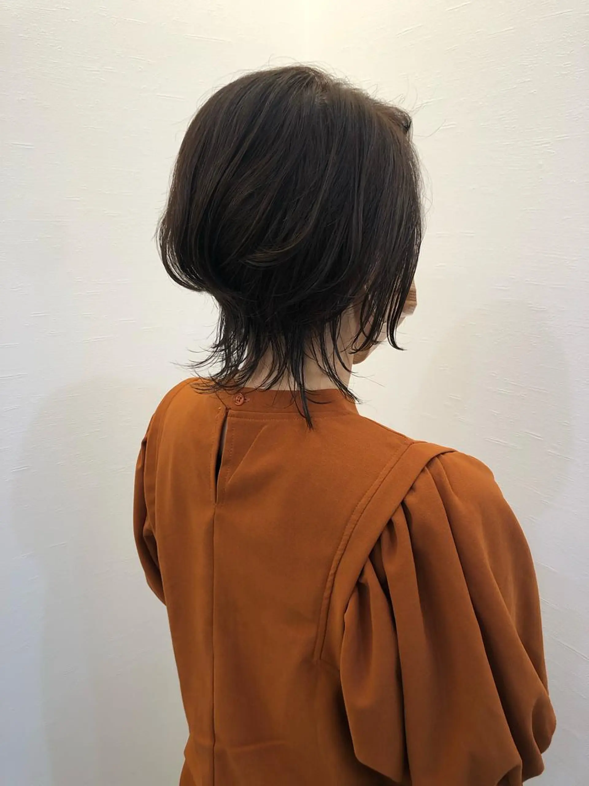 ショート ツノガイ エリのヘアスタイル