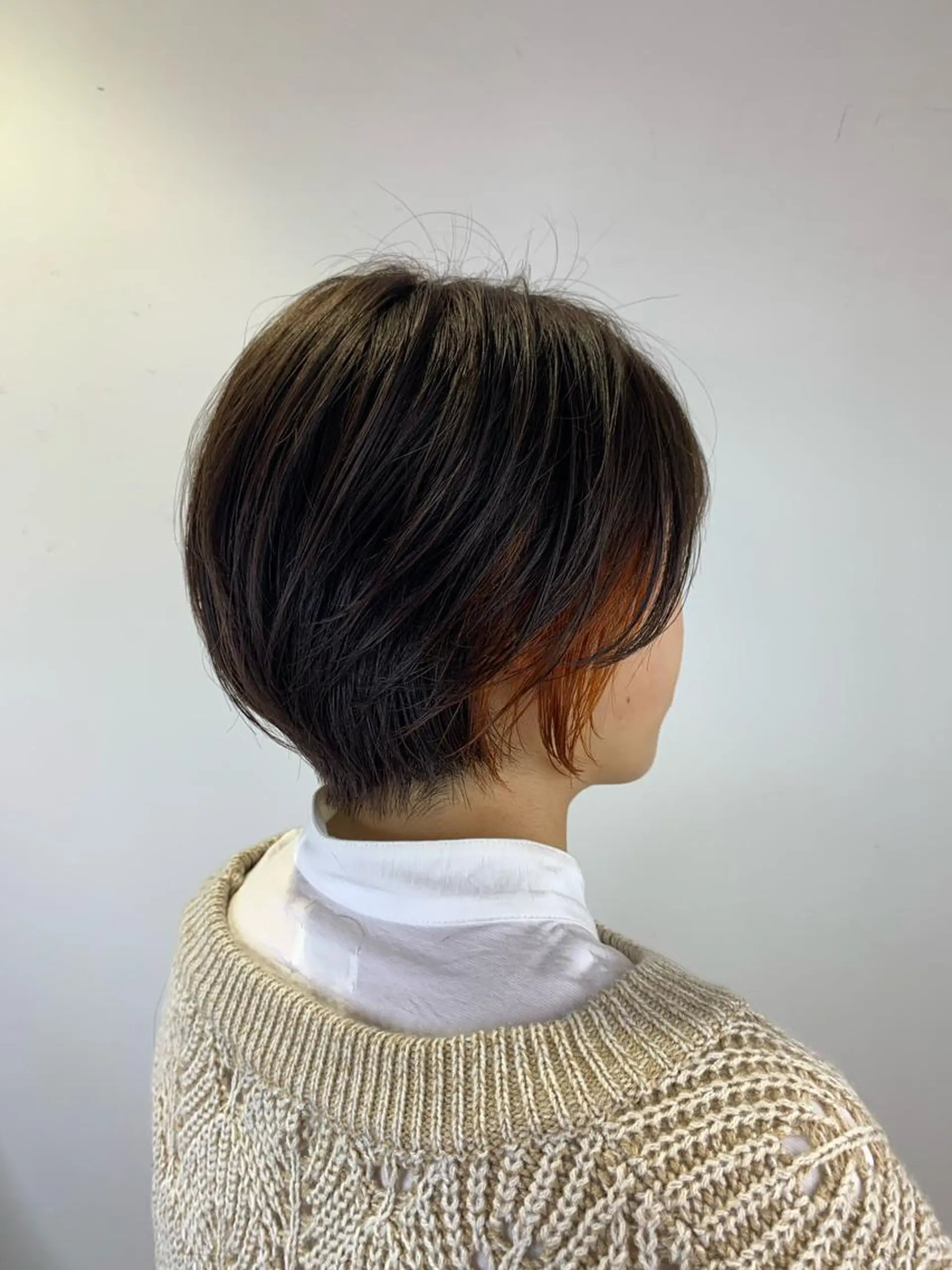 ショート カラー ショートボブ ブリーチ インナーカラー オレンジ ボブ 【美髪を叶える】中谷 彰宏（アキ)のヘアスタイル