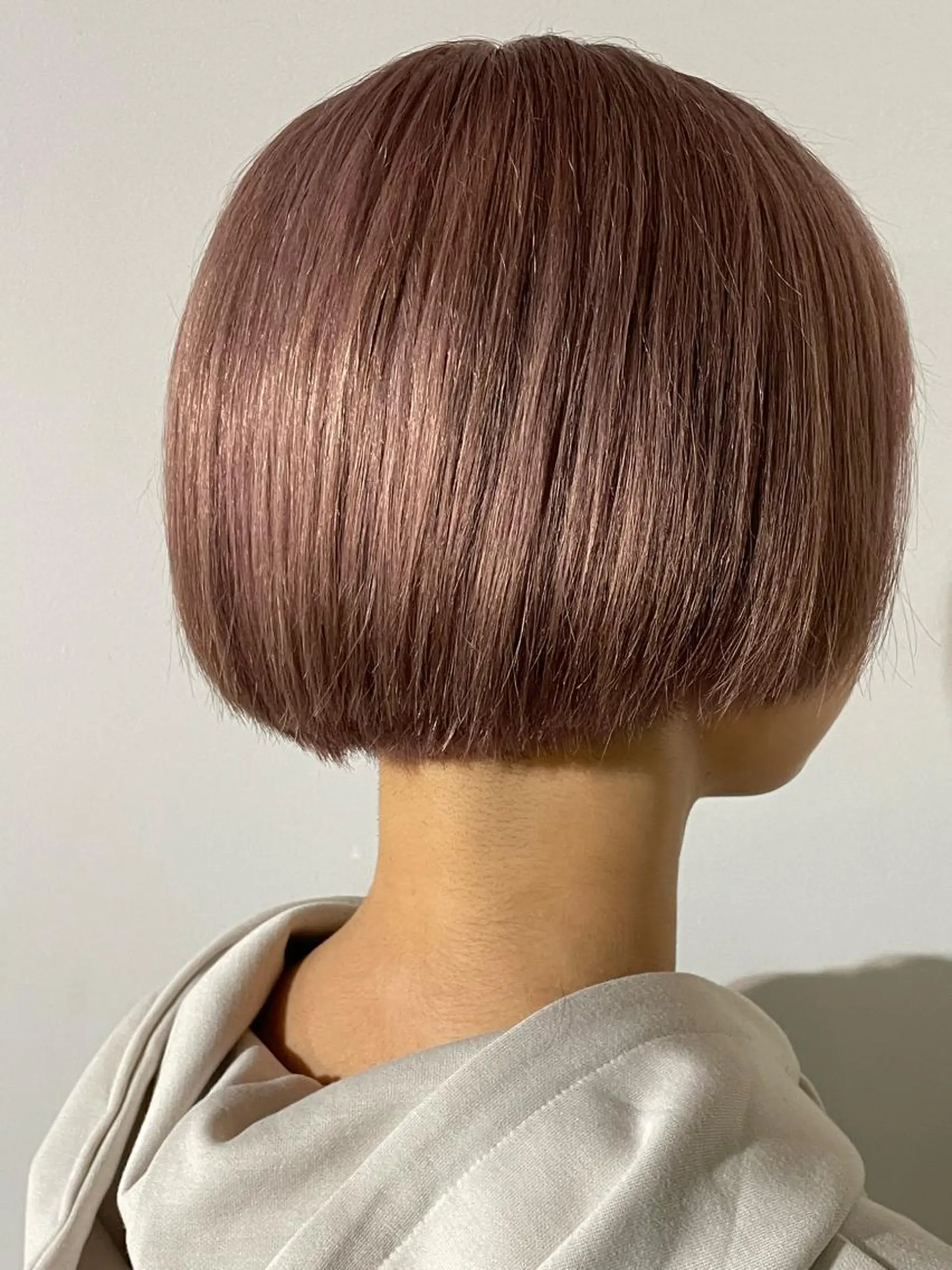 ショート カラー ベージュカラー イヤリングカラー インナーカラー ボブ ボブインナー La fith hair ray所属・メンズ/パーマ/ ブリーチ/KAITOのヘアスタイル