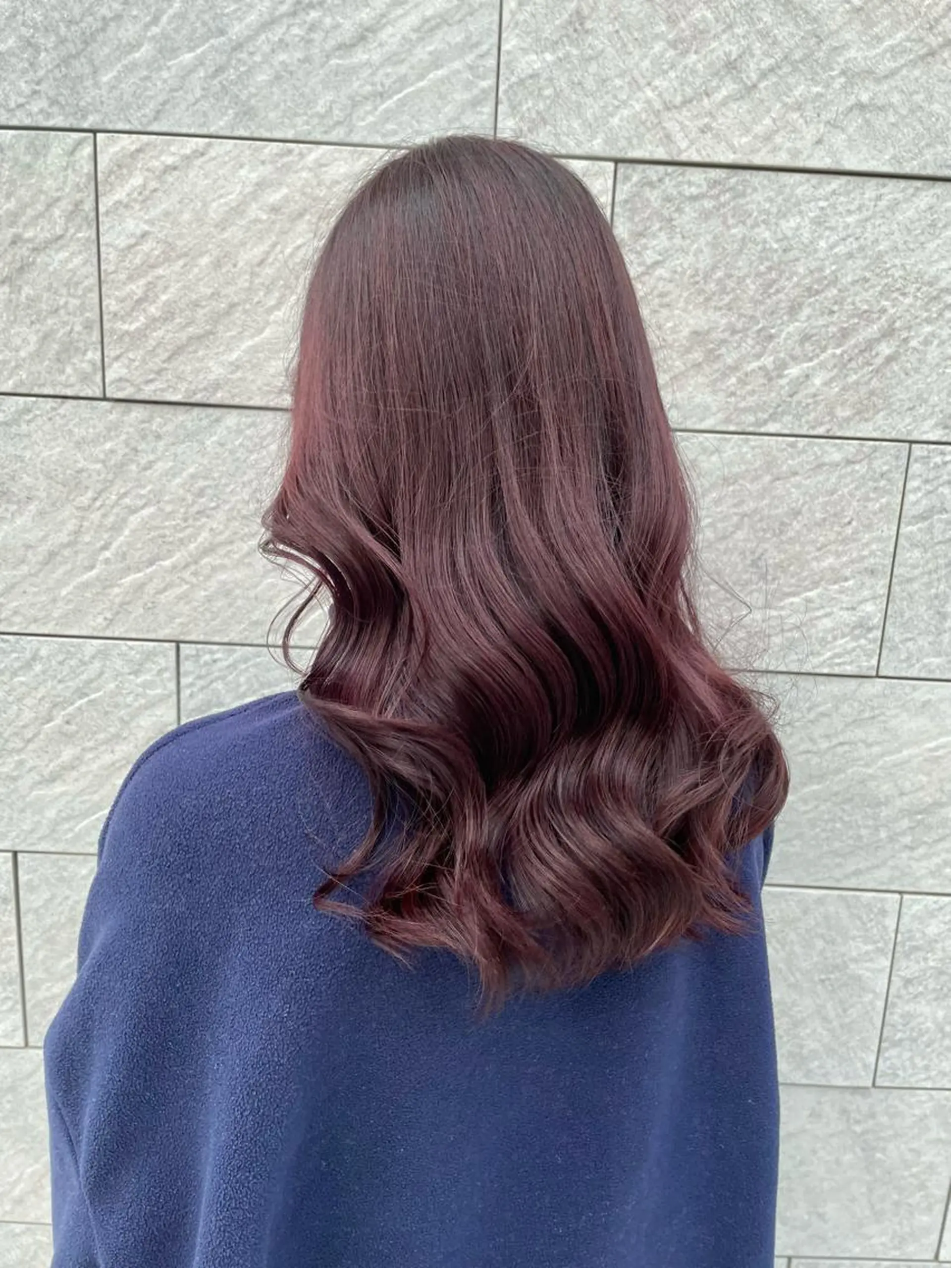 セミロング 横浜🦋ハイトーン 🫐シャドウルーツのヘアスタイル