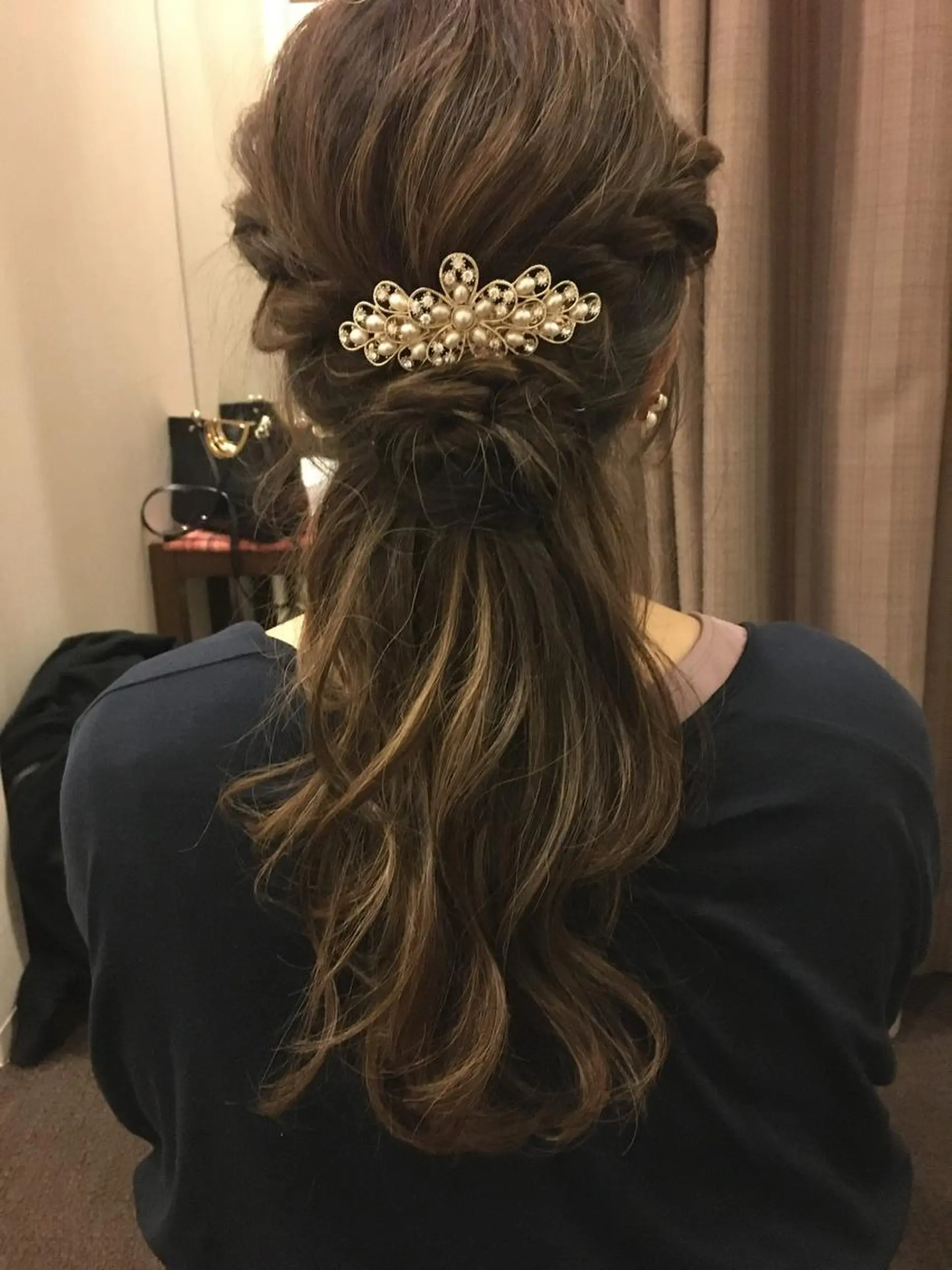 ロング ヘアアレンジ ギャルソン オブヘアーのヘアスタイル