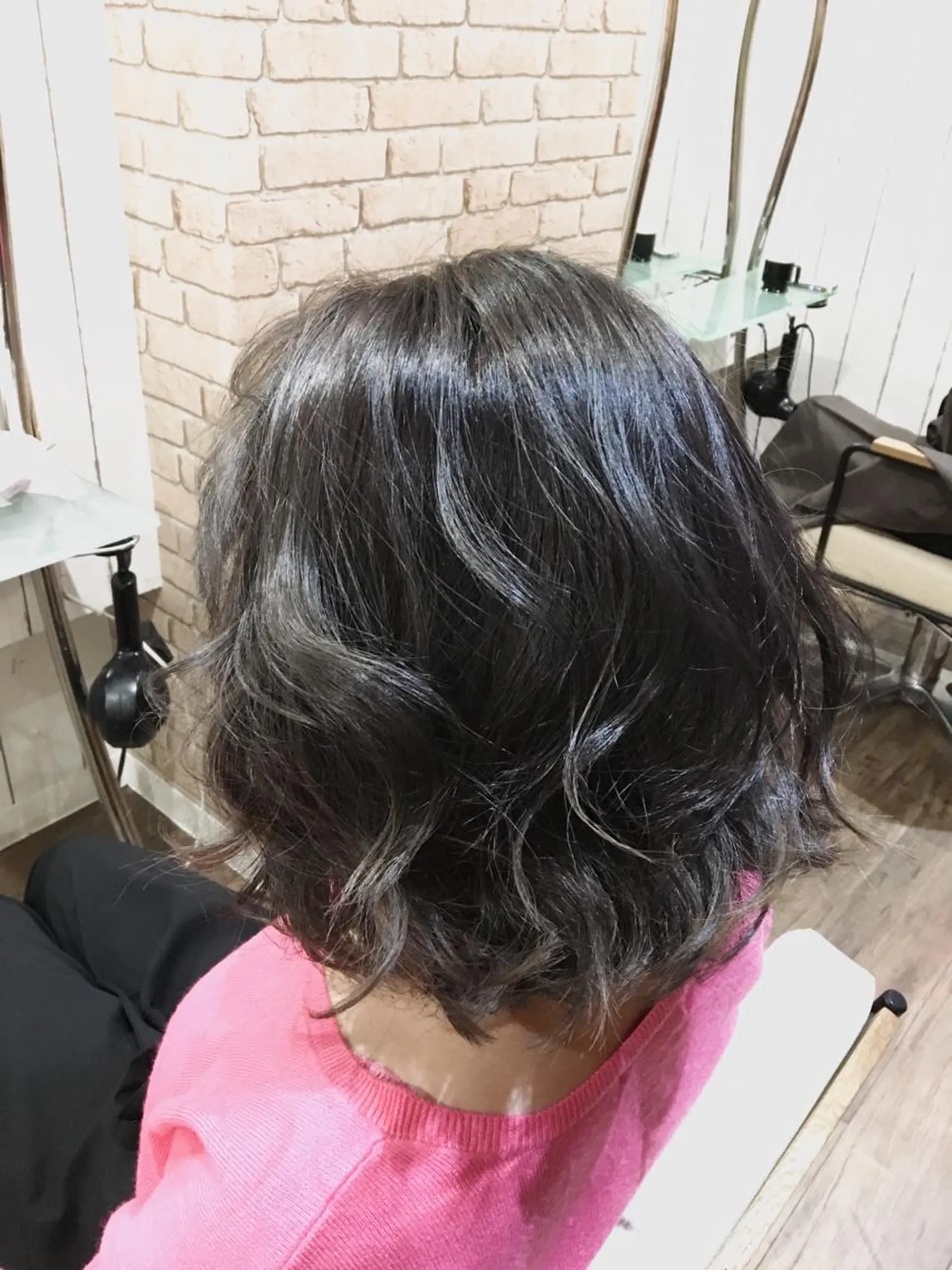 ショート カラー パーマ ヘアアレンジ アッシュ ブリーチ ブルーカラー 透明感カラー 👑指名率No.1 👑坂口飛翔のヘアスタイル