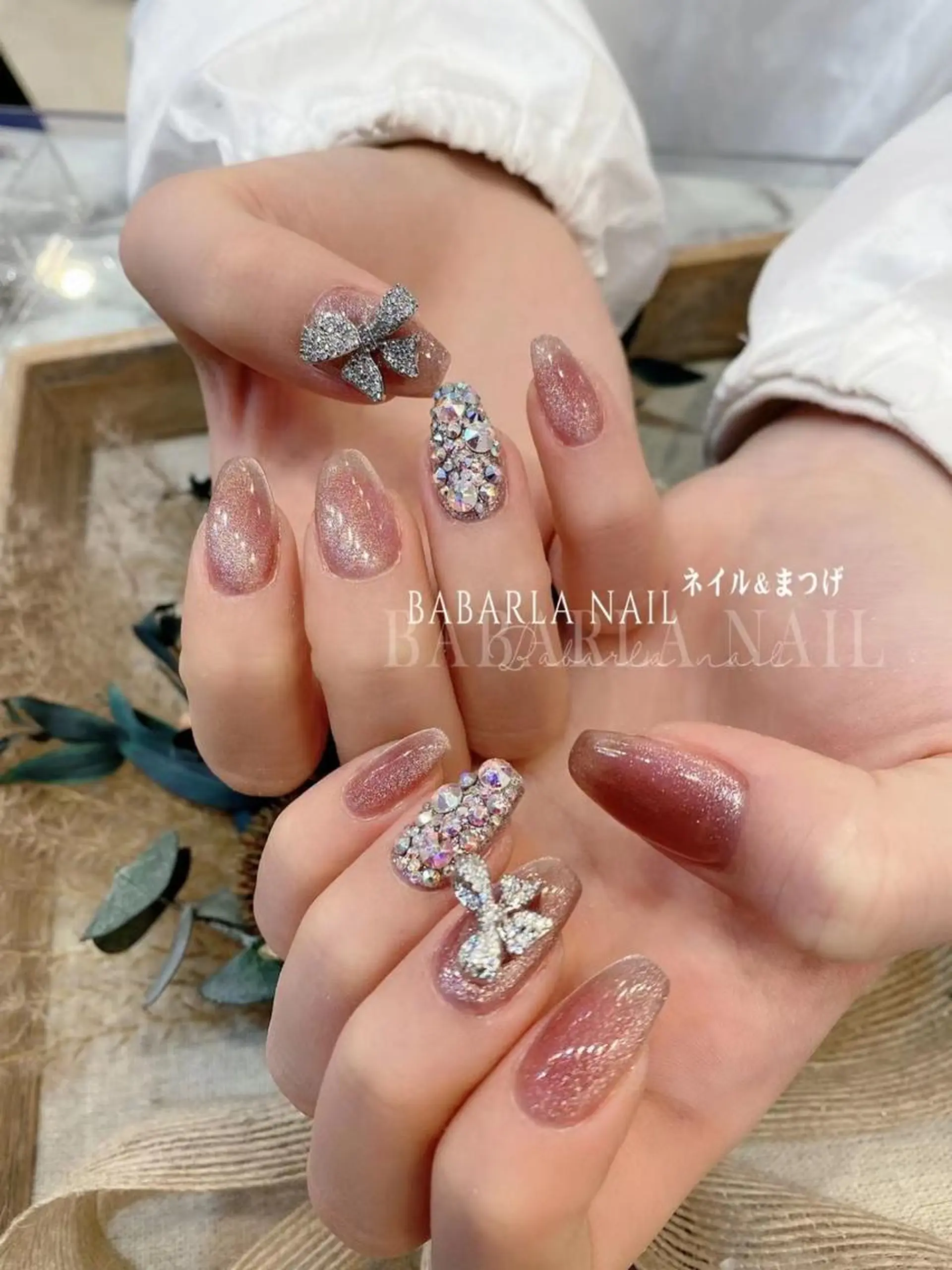 ネイル 韓国ネイル ラメ(グリッター) ストーンネイル Babarla nailのネイルデザイン