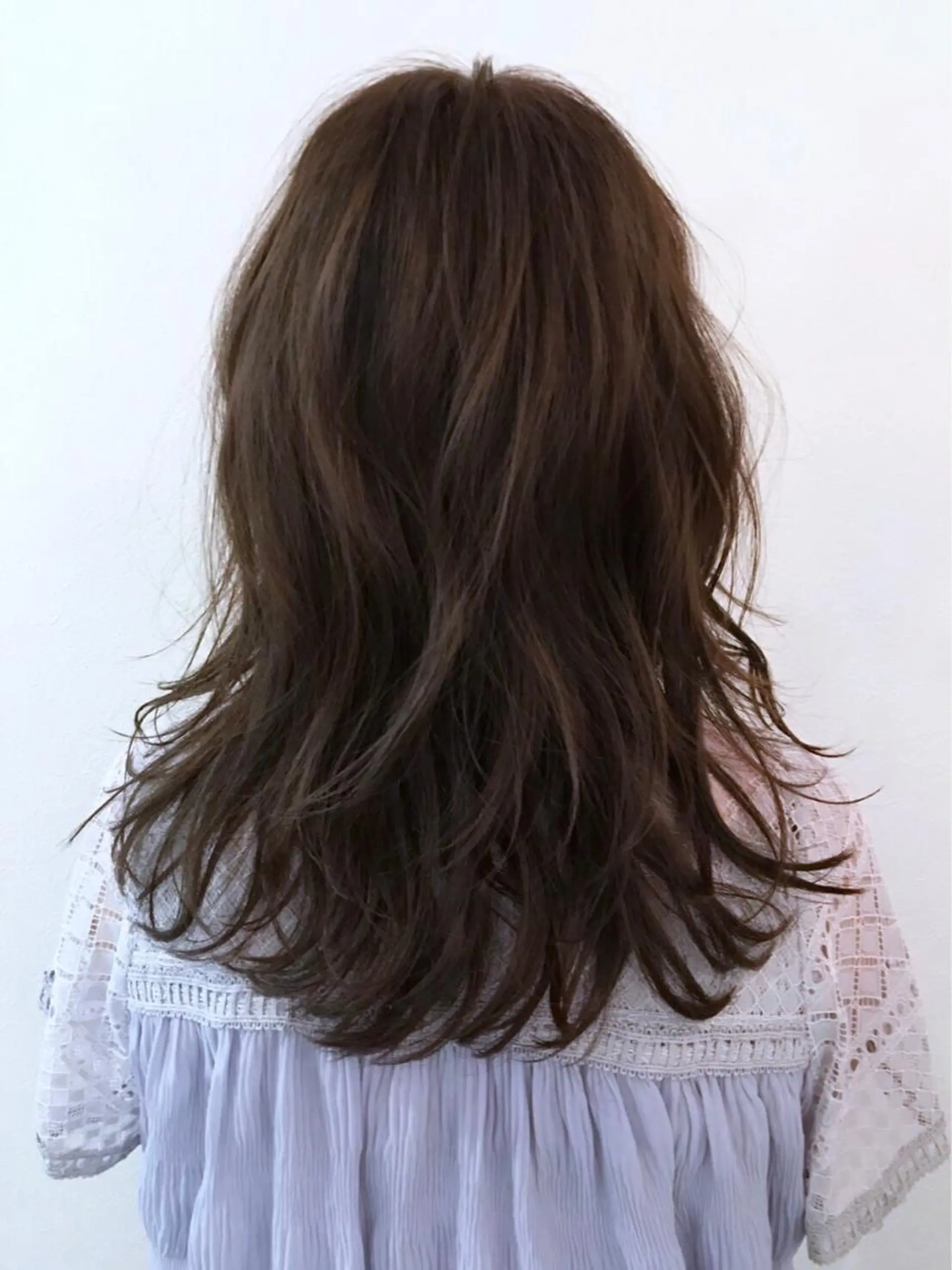 セミロング カラー カット ヘアカラー トリートメント 斉藤 貴也のヘアスタイル