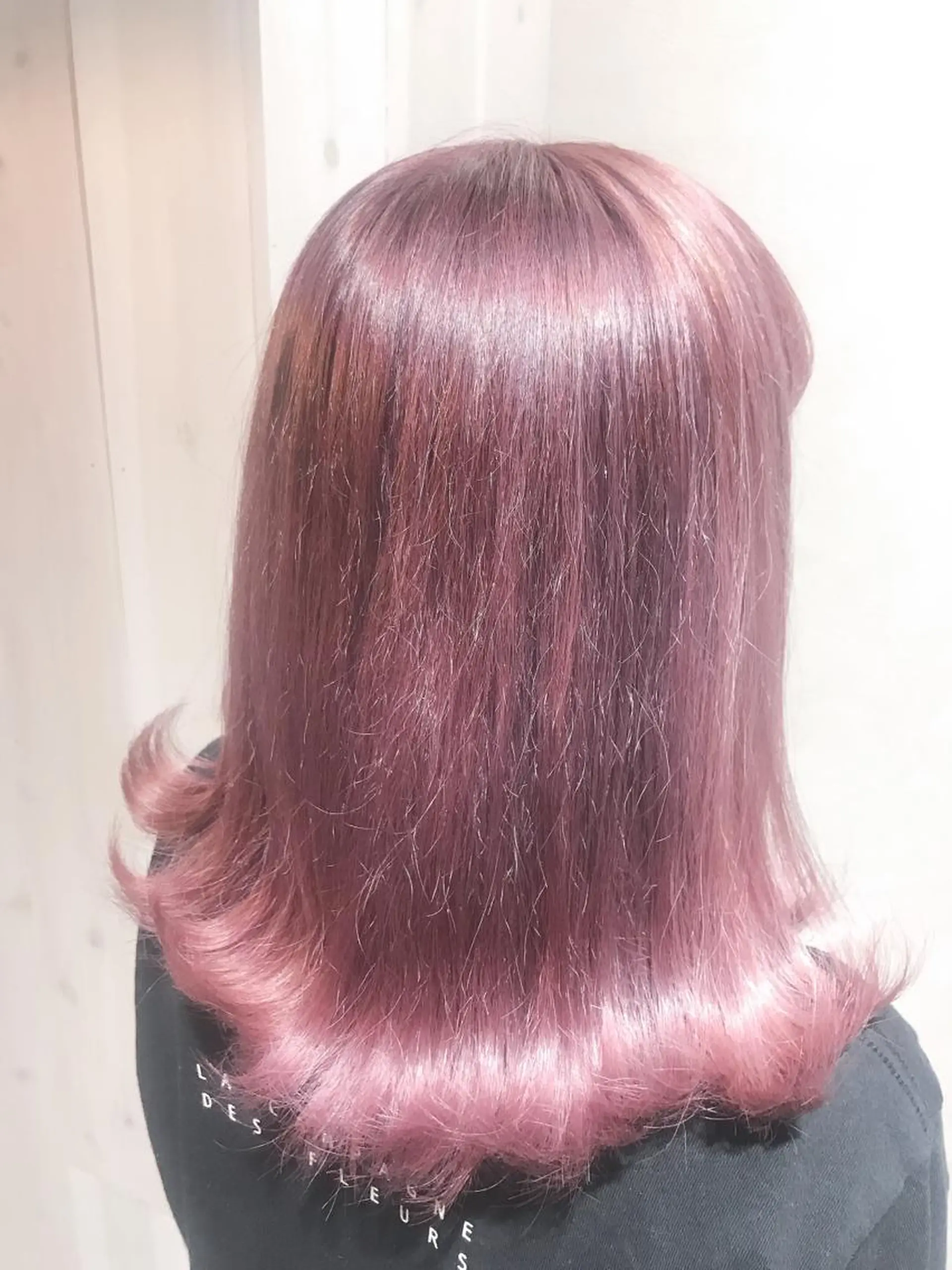 ミディアム カラー ラベンダーカラー ラベンダーピンク ピンクカラー 岩谷/ブリーチ 🪽透明感カラーのヘアスタイル
