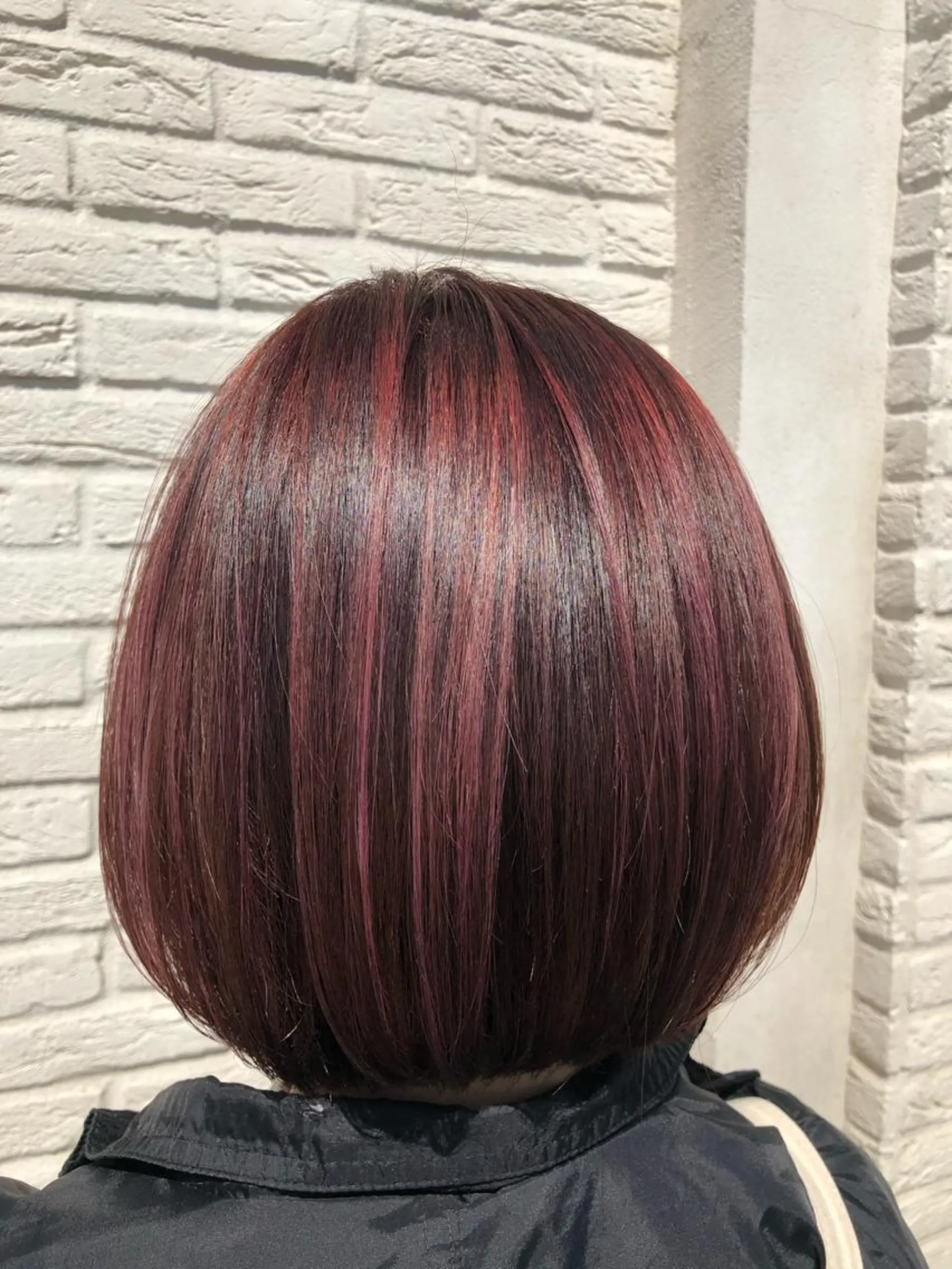 ショート カラー ハイライトカラー ピンクカラー ハイライト カット ヘアカラー Homey Kyoto所属・吉村 絢乃のヘアスタイル